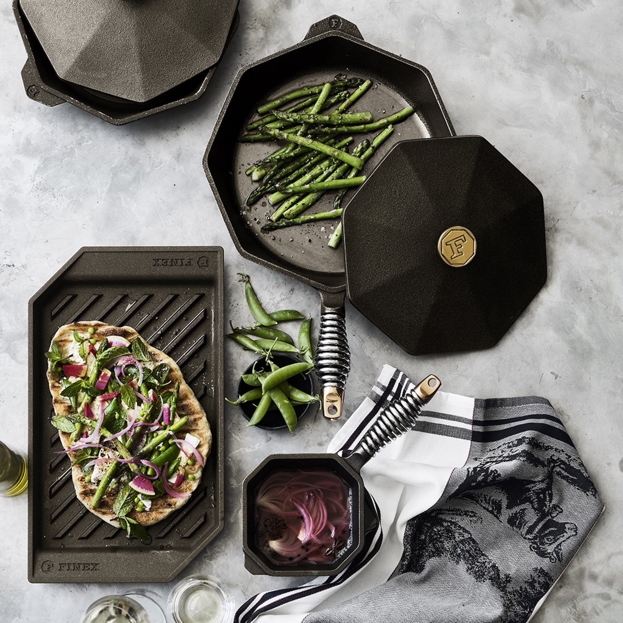 FINEX Seasoned Cast Iron Skillet Fry Pan with Lid