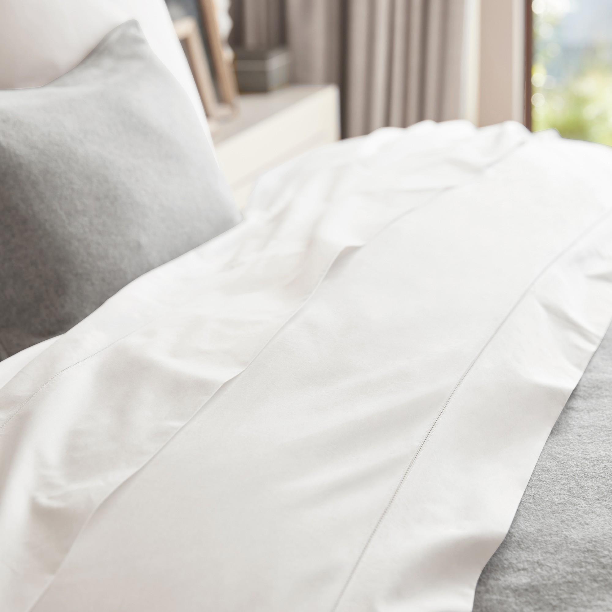 464 Thread Count Percale Hemstitch Duvet Cover & Shams