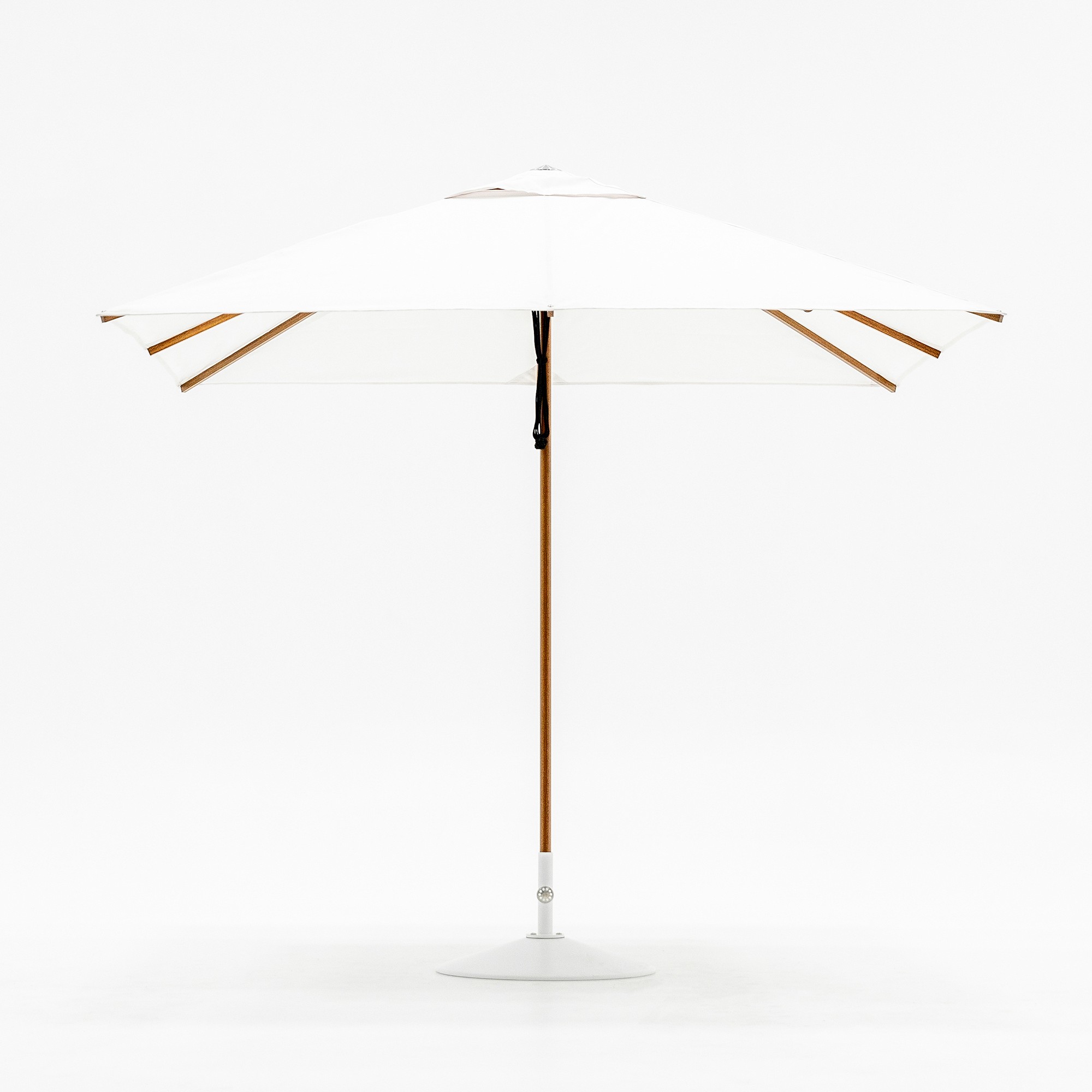 7.5'-11.5' Performance Center Post Umbrella