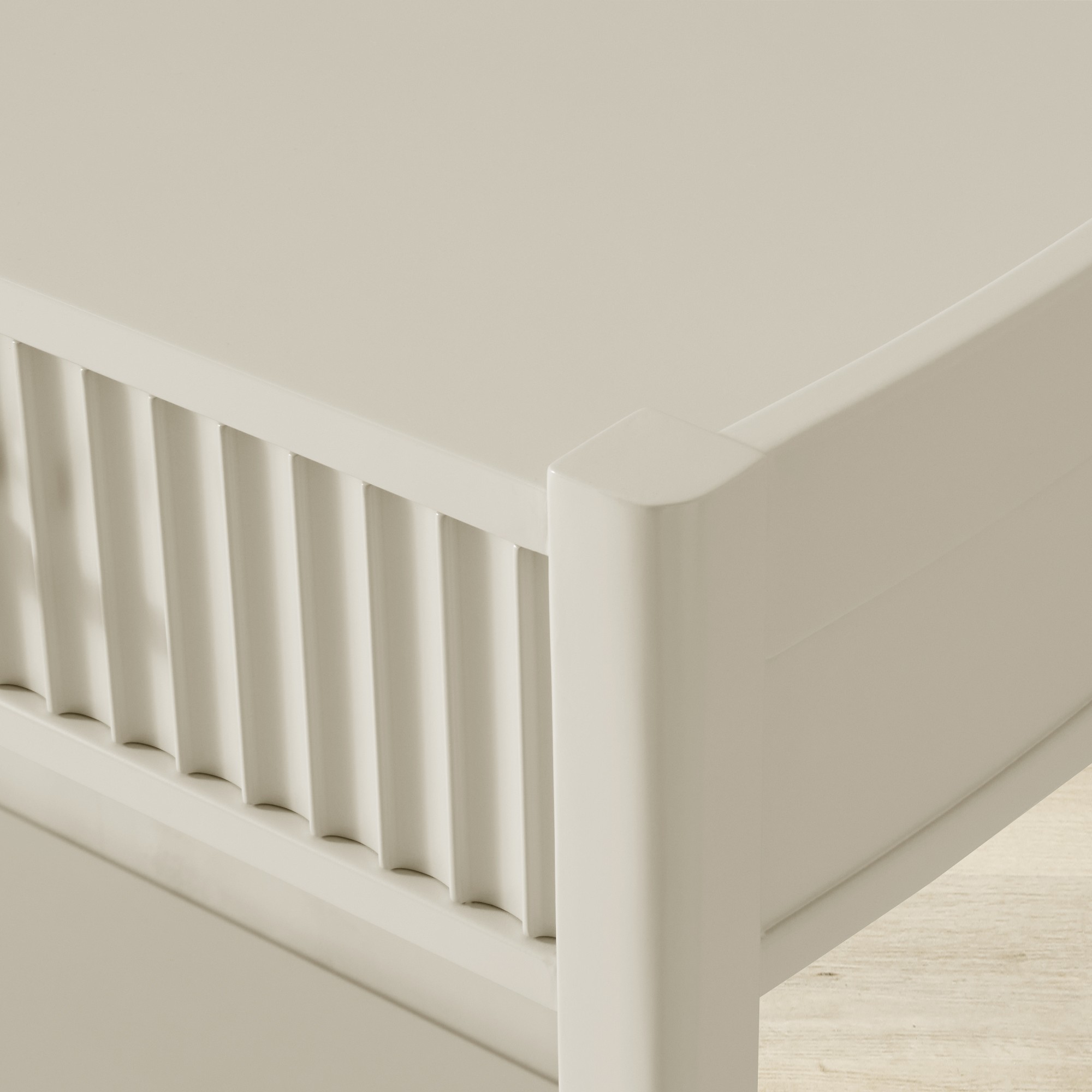 Lewis 3-Drawer Console (60