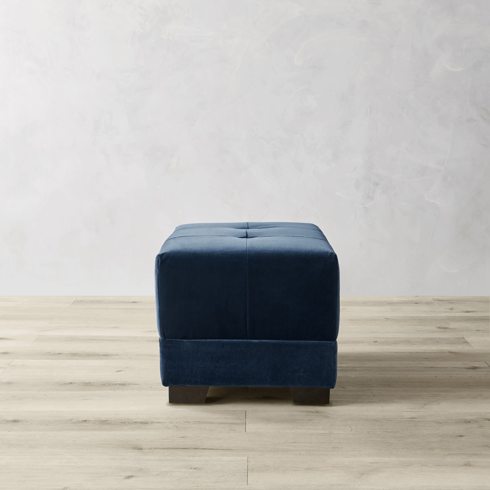 Cavallo Ottoman (27.5