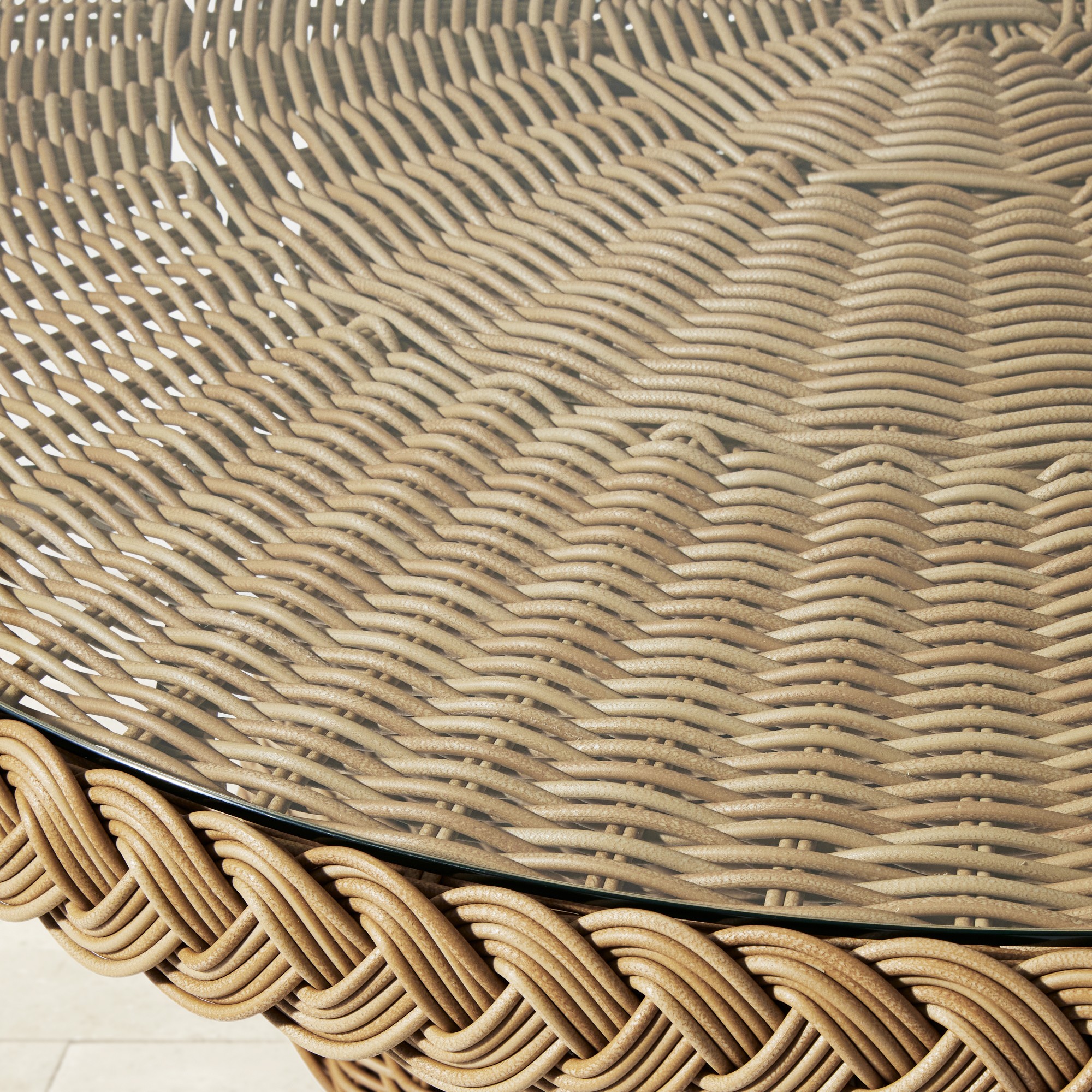 AERIN East Hampton Coffee Table (42