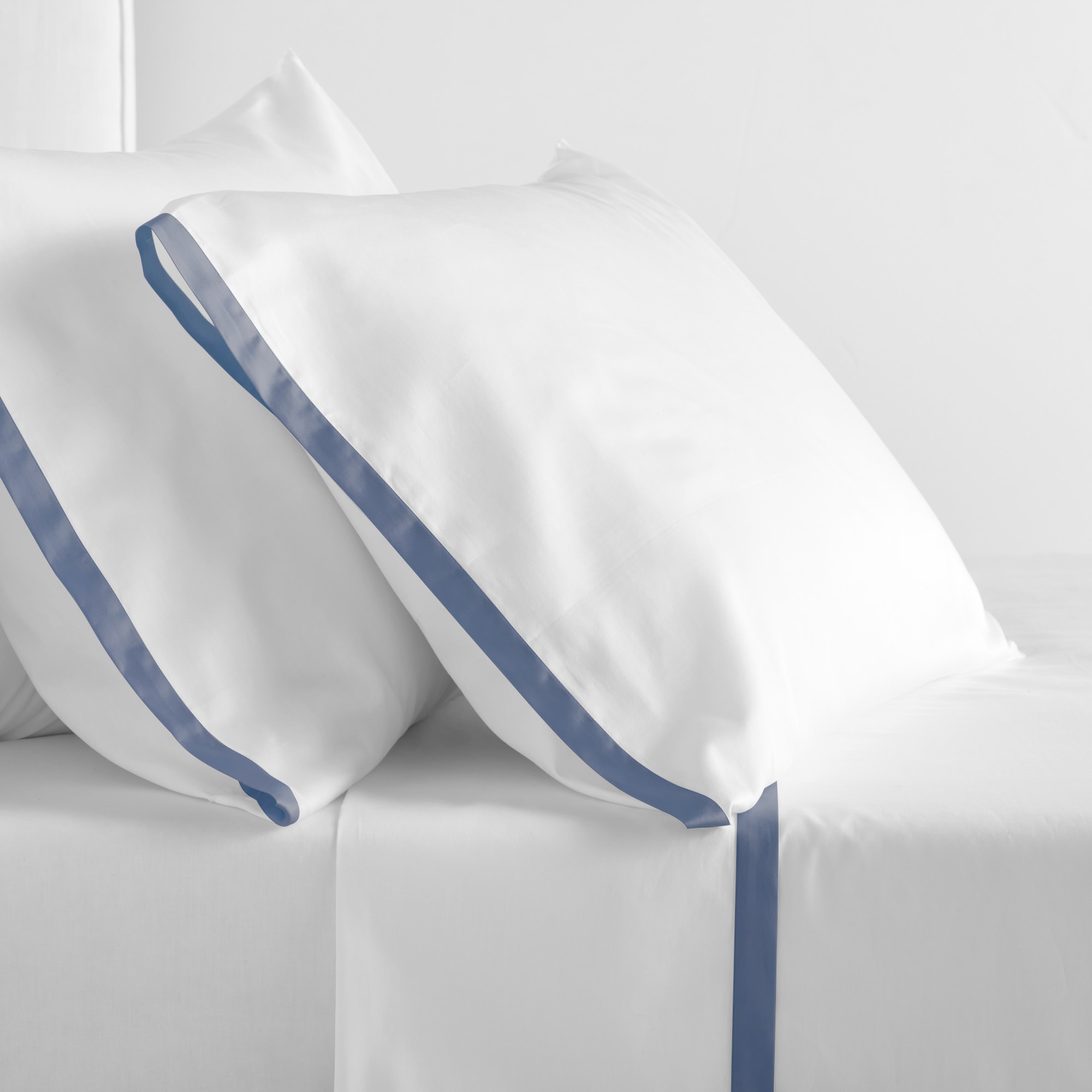 Chambers® Italian Border 300TC Sateen Pillowcases, Set of 2