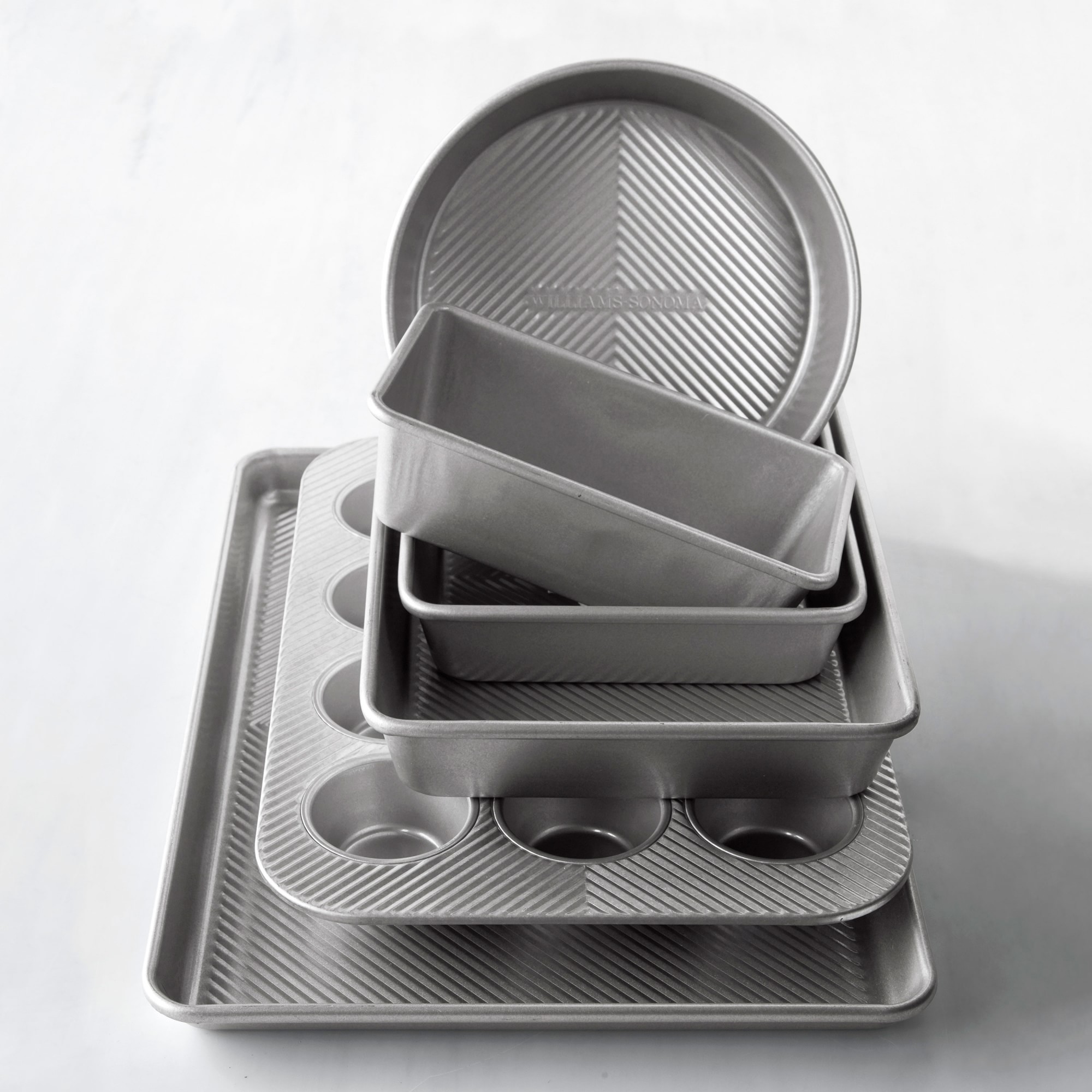 Williams Sonoma Cleartouch Nonstick Bakeware, Set of 6