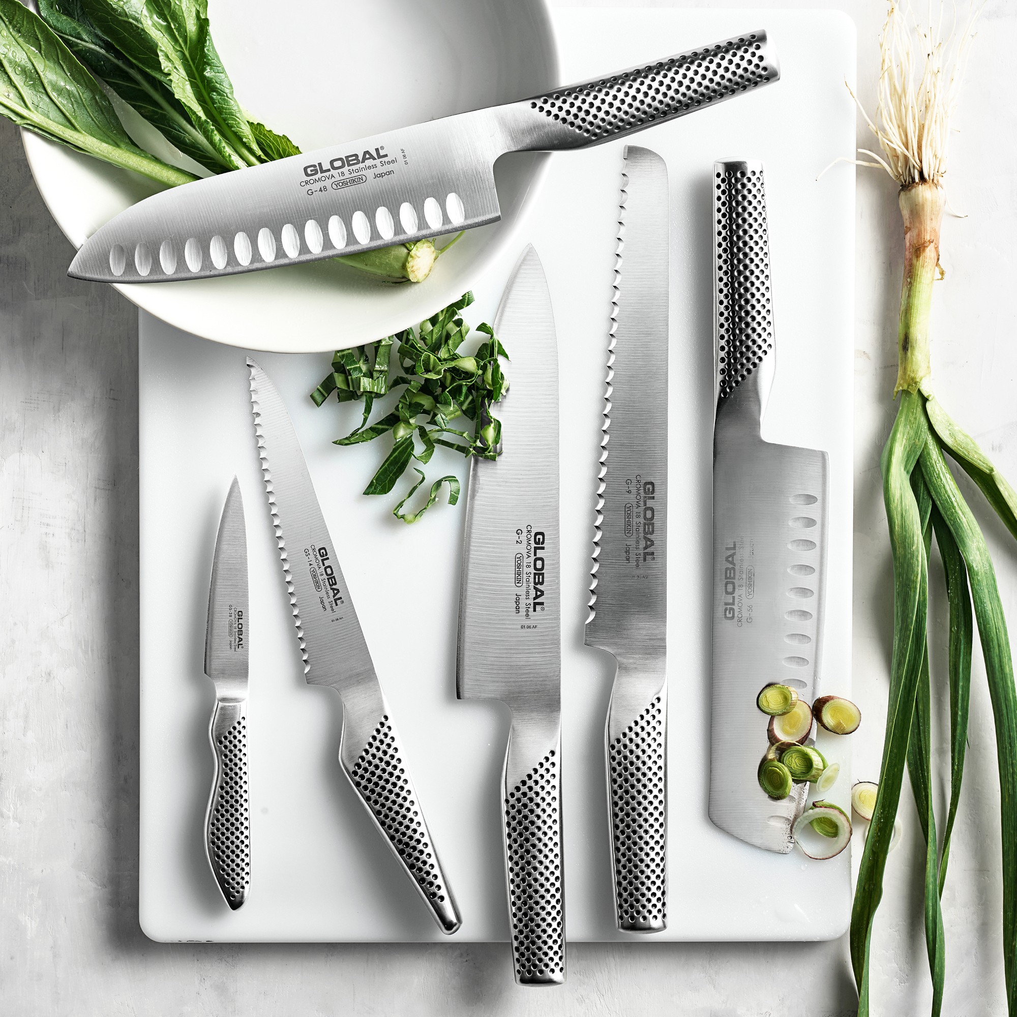 Global Classic Hollow-Ground Vegetable Knife, 7