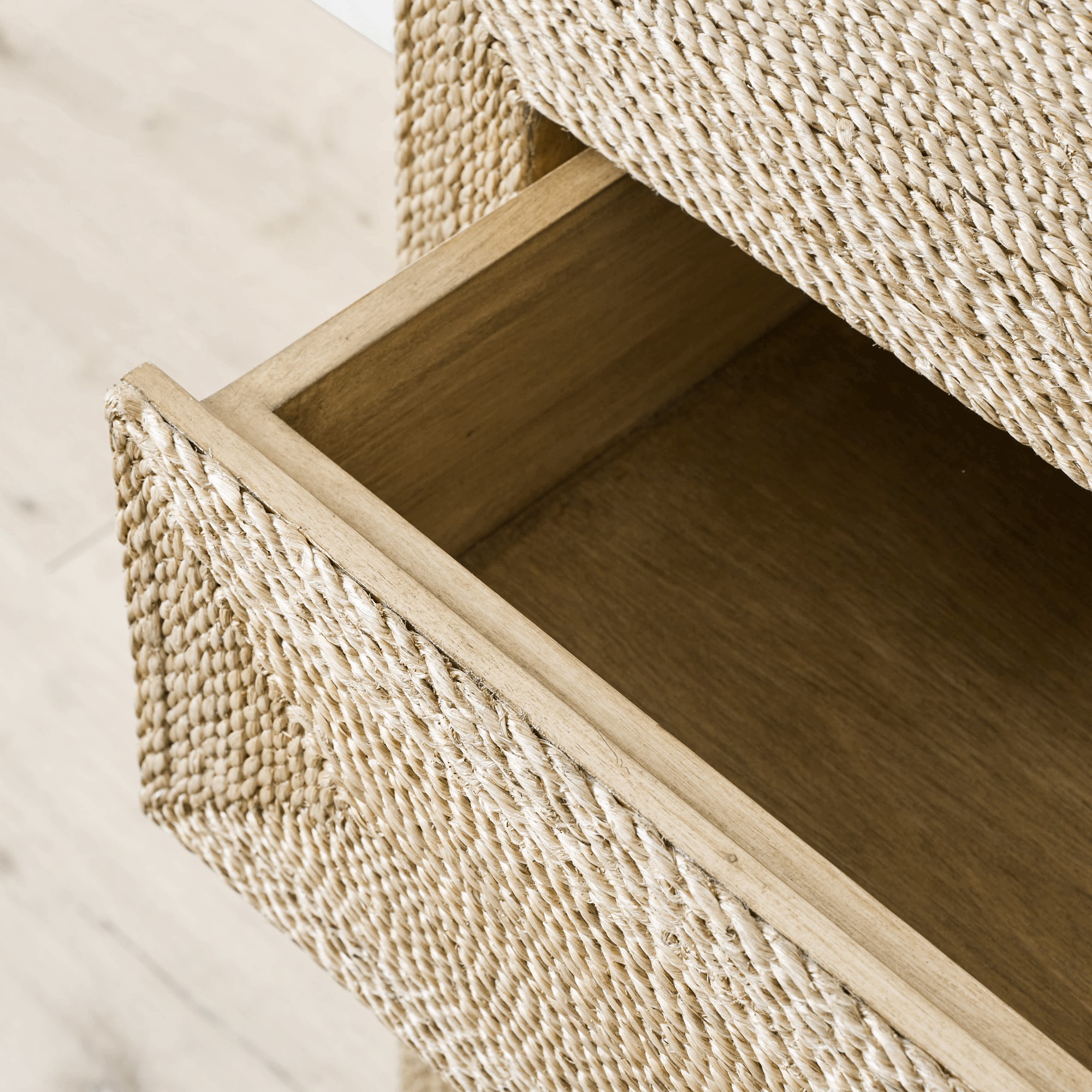 Point Reyes 1-Drawer Woven Nightstand (32