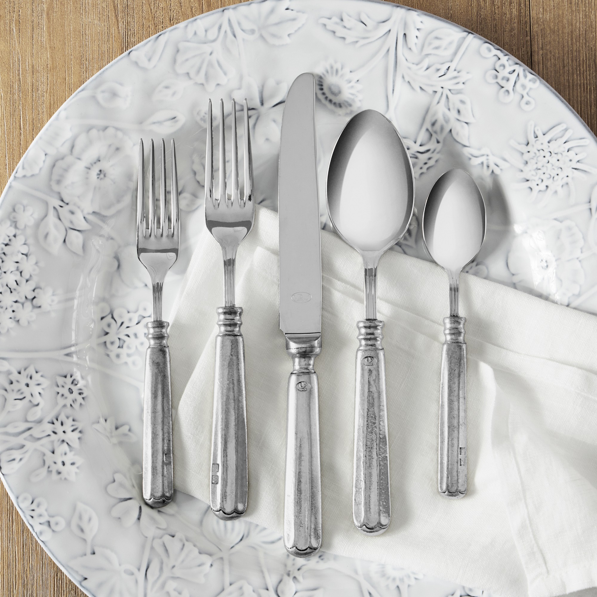 Valpeltro Alton Flatware Sets