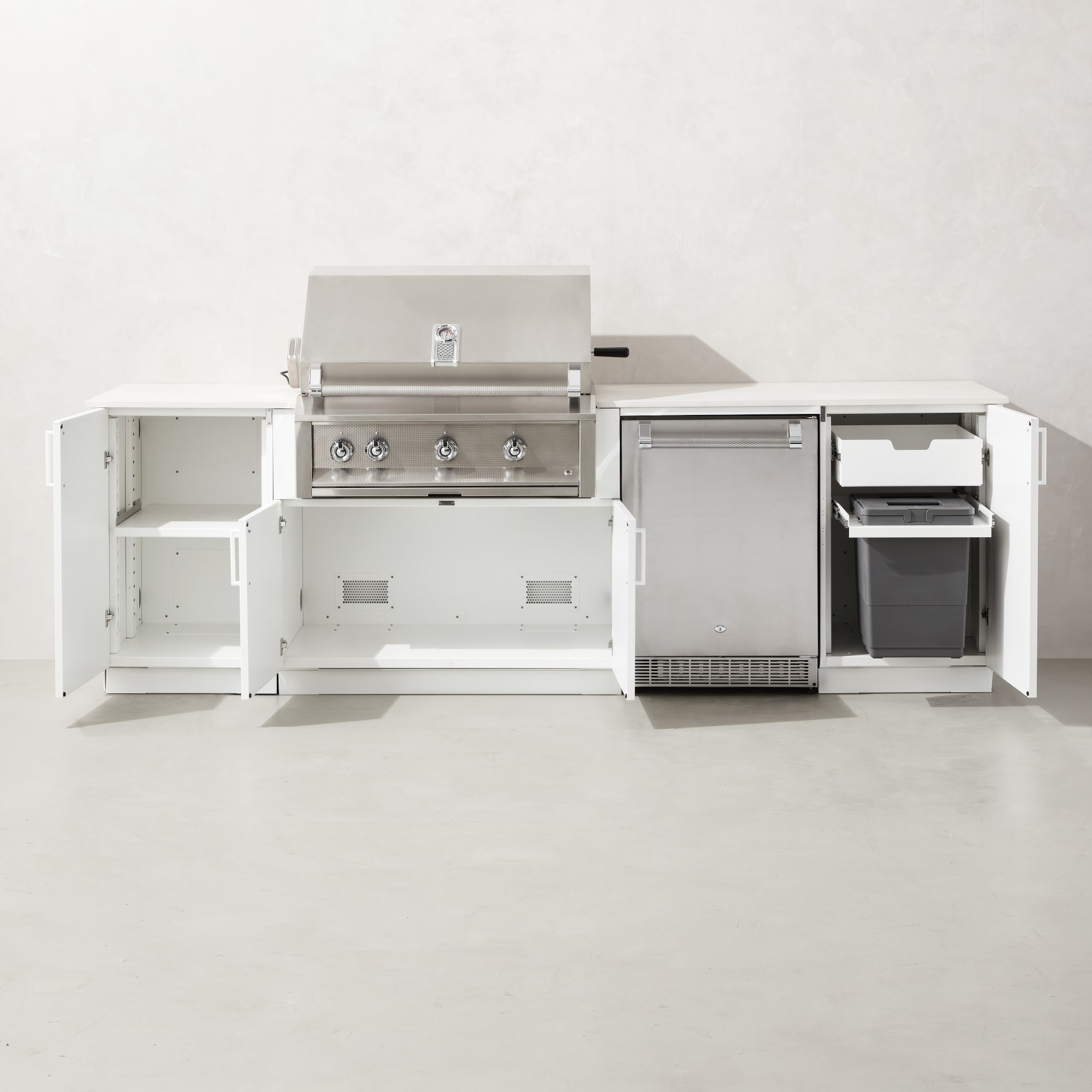 Urban Bonfire Outdoor Kitchen x Twin Eagles 42” Grill and Fridge