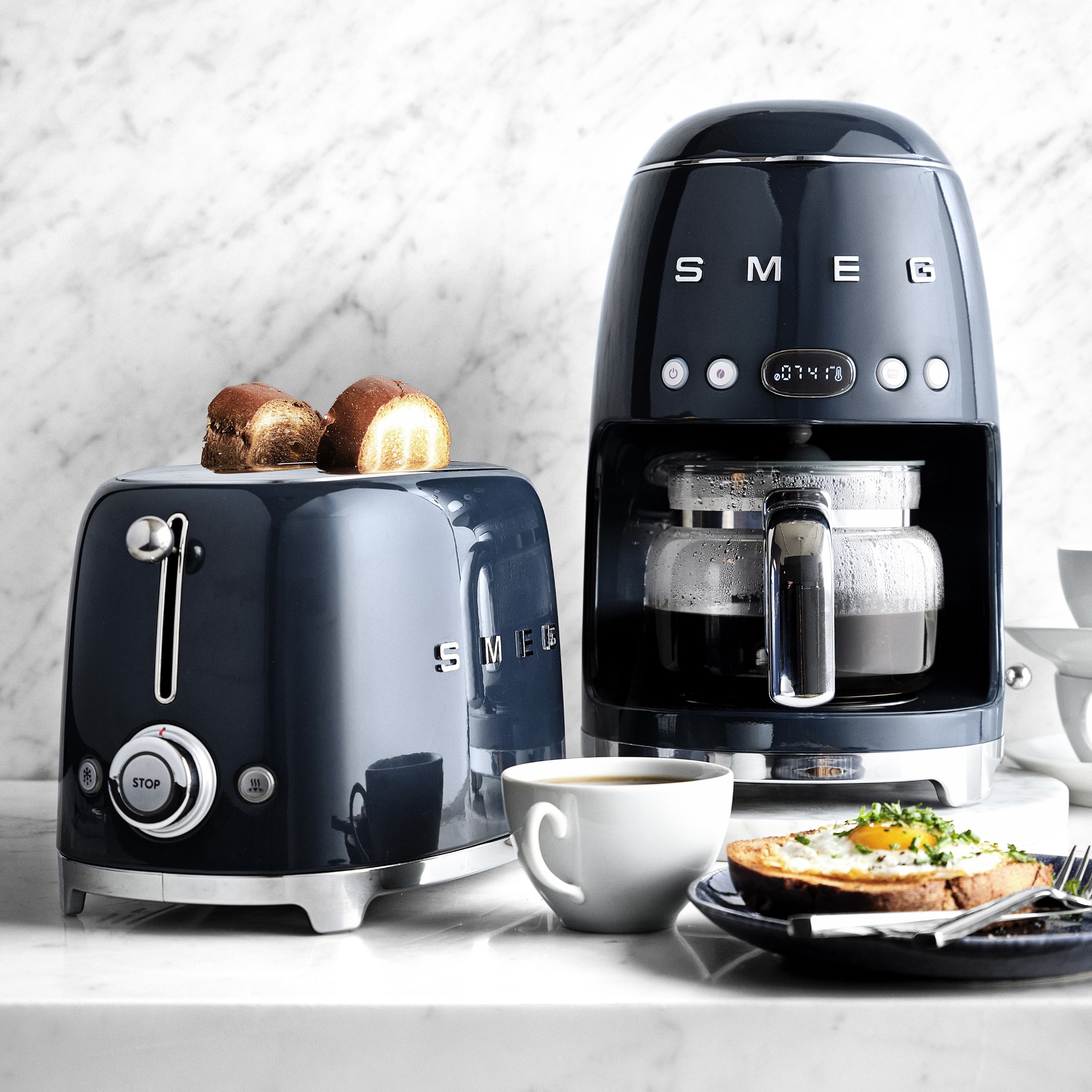 SMEG 10-Cup Drip Coffee Maker