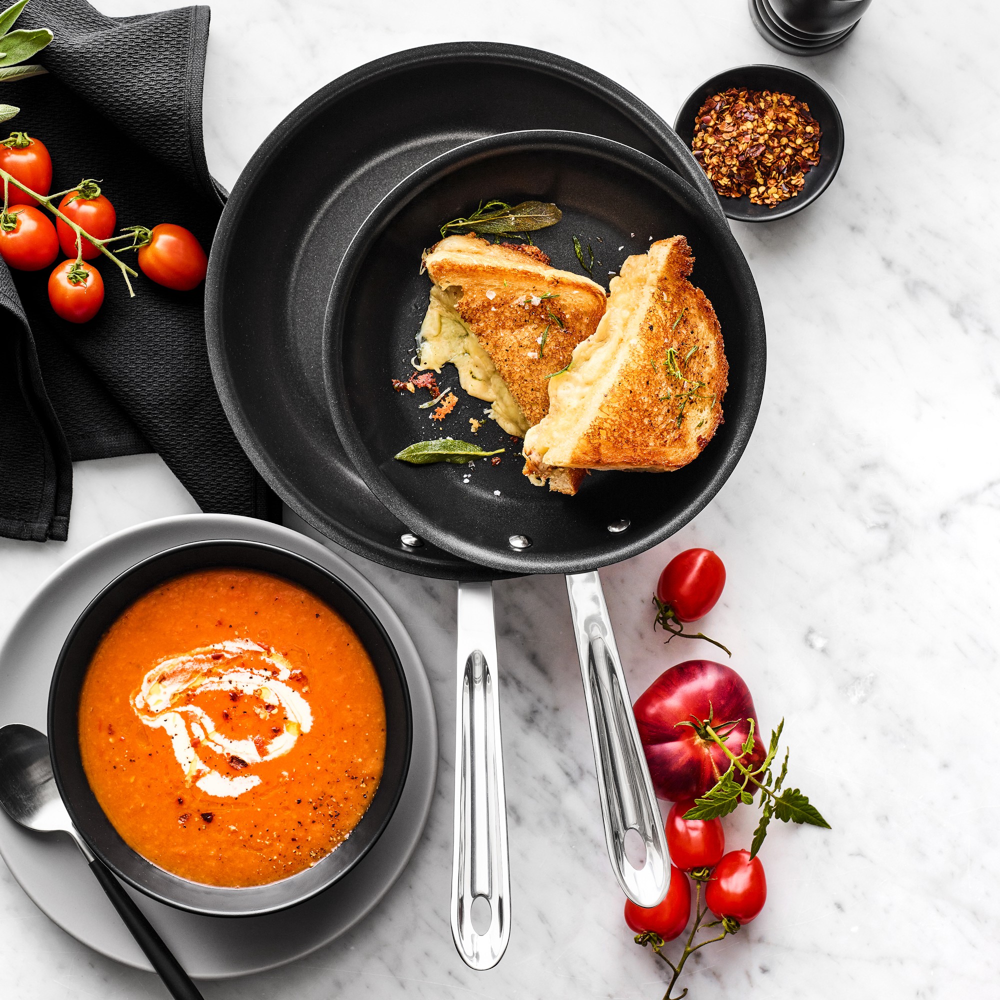 All-Clad D5® Stainless-Steel Nonstick Fry Pan Set