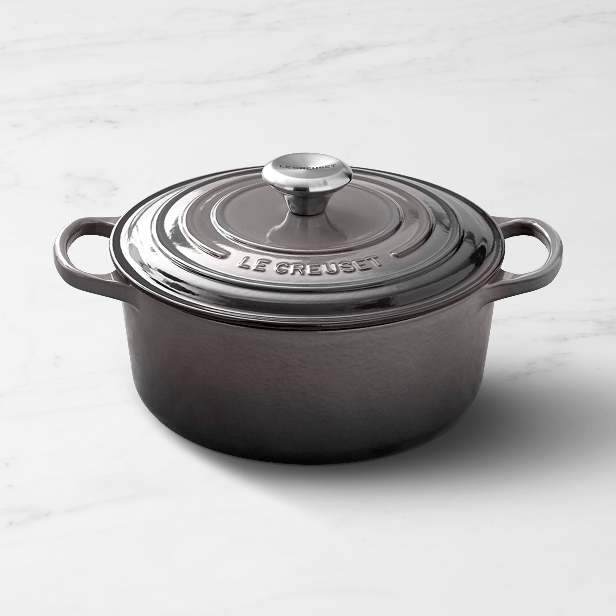 Le Creuset Signature Enameled Cast Iron Round Dutch Oven