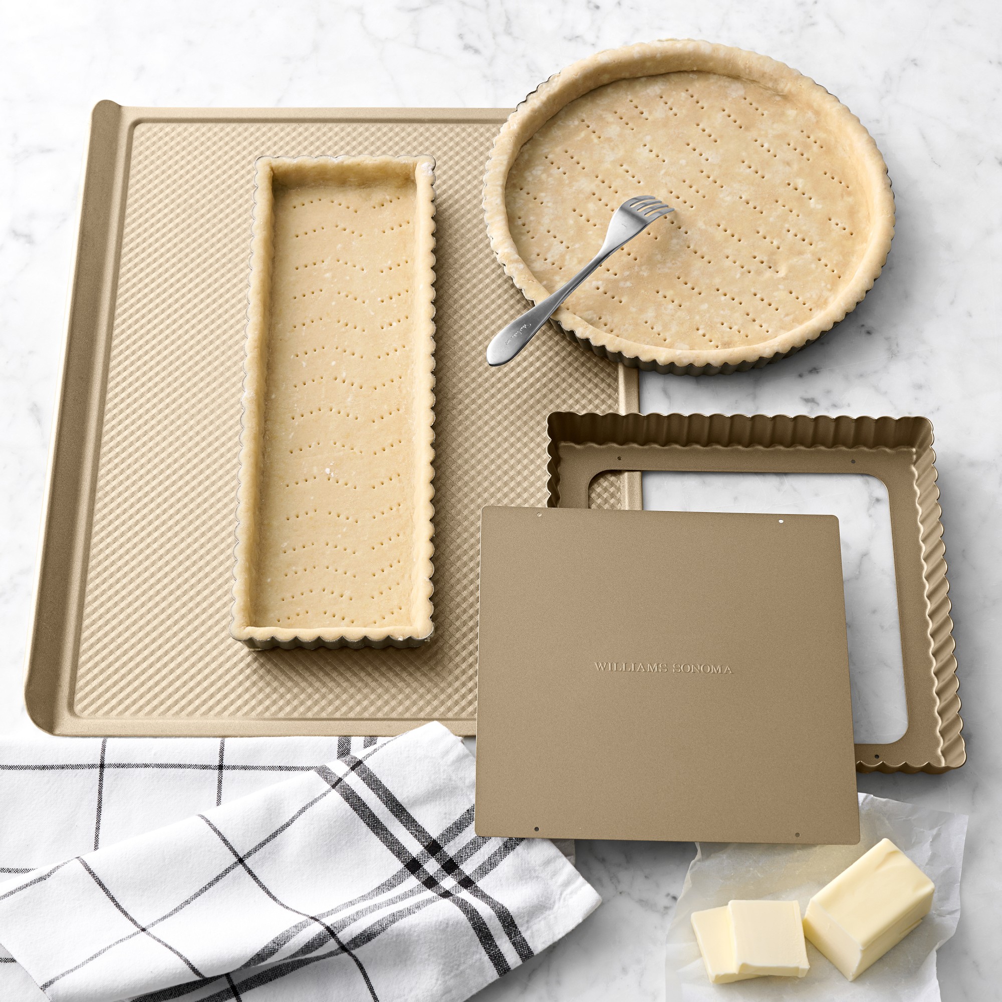 Williams Sonoma Goldtouch® Pro Tart Pan with Removable Bottom