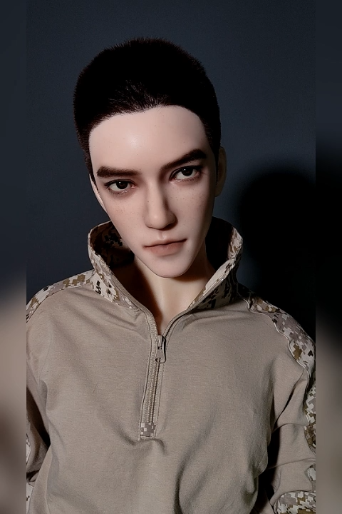 Qita Doll 楚（chu）165cm 36.5kg 短髪 フルシリコン 腹筋割れ アジア系 男性型ラブドール