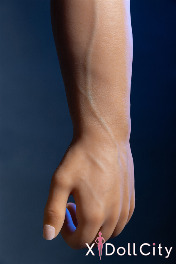 Qita Doll 韩（han）170cm 47.5kg  ヒゲのある男性  フルシリコン製 頭部一体型ラブドール