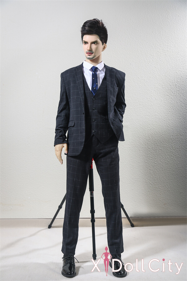 Qita Doll 周(zhou)175cm 56kg ヒゲのある男性 シリコン頭部+TPEボディラブドール