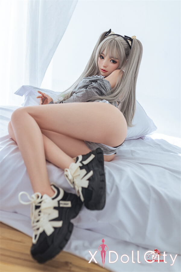 Doll Senior 148cm Dカップ 萌音 ツインテール 軟性シリコンヘッド オーラル機能+口開閉機能あり+模擬口腔付き 掲載画像はフルシリコン製成人スタイルラブドール