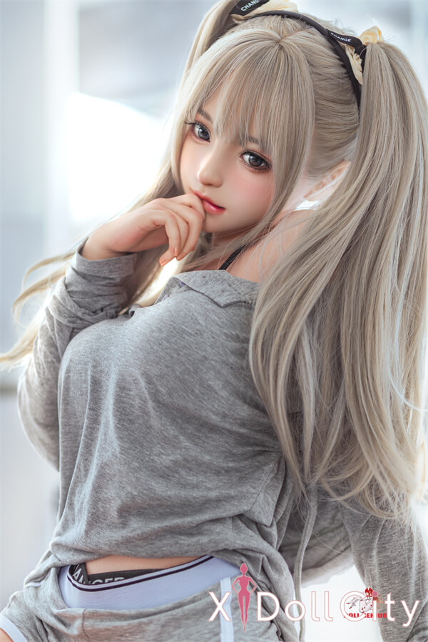 Doll Senior 148cm Dカップ 萌音 ツインテール 軟性シリコンヘッド オーラル機能+口開閉機能あり+模擬口腔付き 掲載画像はフルシリコン製成人スタイルラブドール