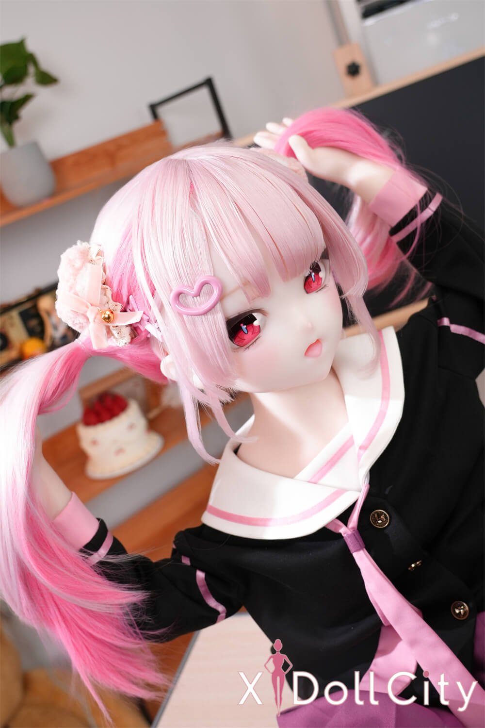 MW Girl(魔物姫) 17kg 小春ちゃん アニメドール 掲載画像はフルシリコン 肌色&眼球色&メイク&ウィッグ&衣装は宣材写真と同じ 成人スタイルラブドール 黒×ピンクのセーラー風制服