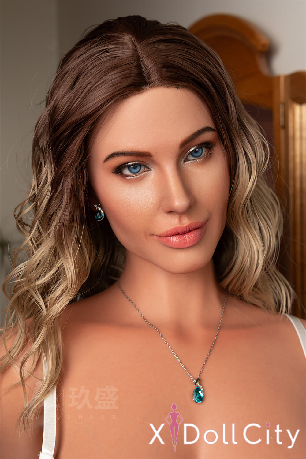 Jiusheng Doll Natasha #100 160cm(軽量化) Eカップ ライトブラウン肌 フルシリコン 熟女 欧米系 カスタムメイク ラブドール