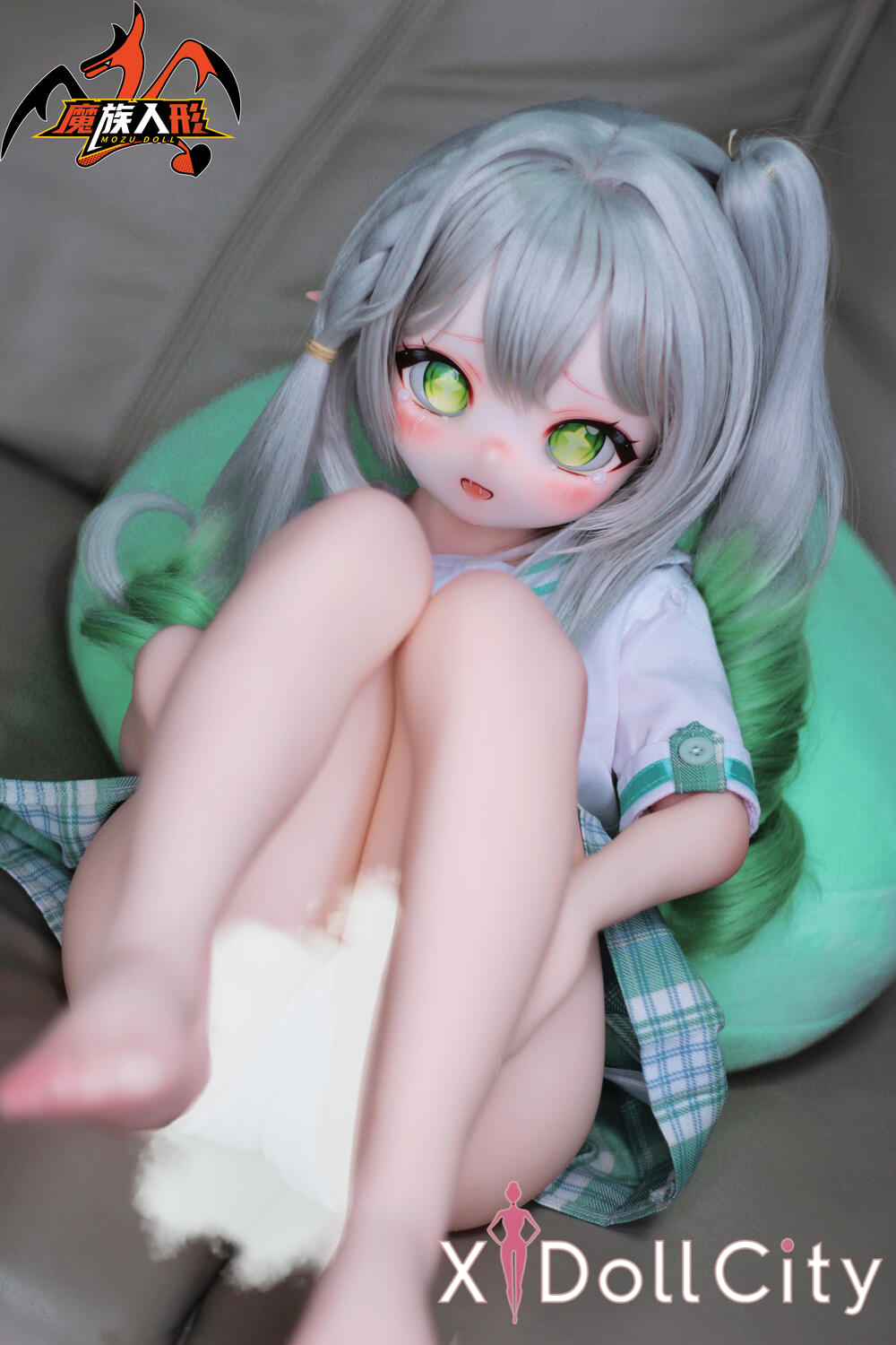 MOZU Doll 小草 成人スタイルラブドール 制服 ビニールヘッド＋TPEボディ ラブドール貧乳