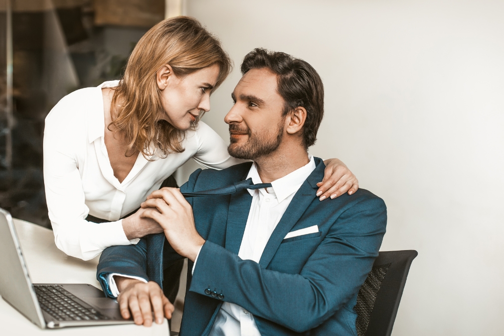 上司と部下（じょうしとぶか）とは