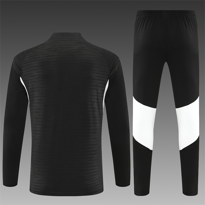 25/26 Liverpool Adult training suit black
