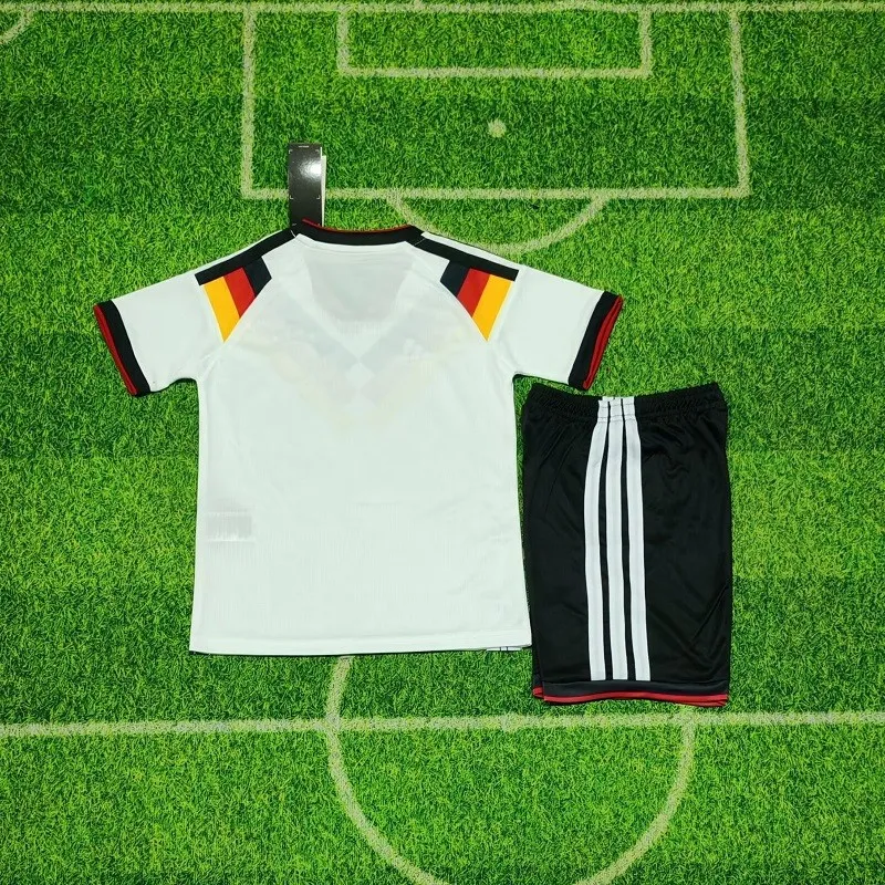 25/26 Germany home kids kit