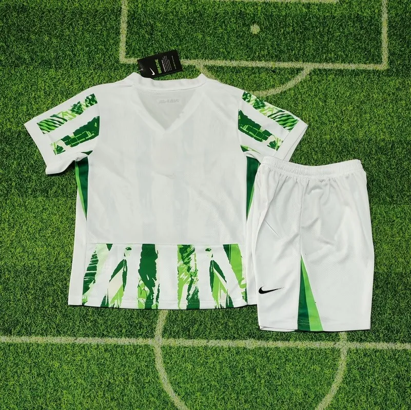 25/26 Nigeria home kids kit