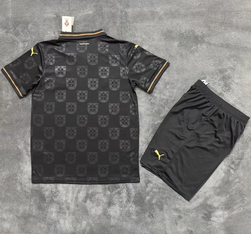 25/26 Portugal Away Adult Set