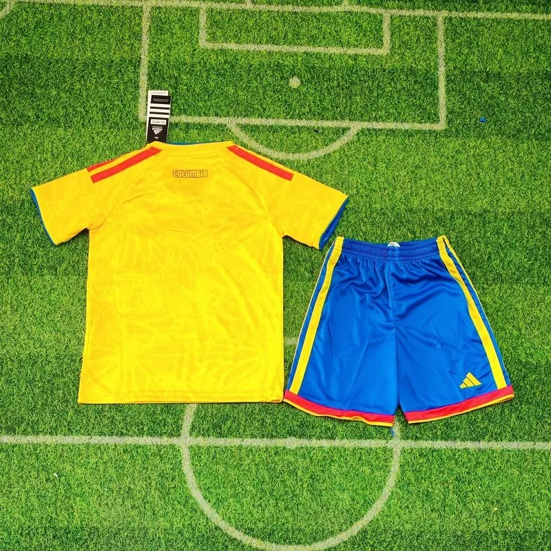 25/26 Colombia home kids kit