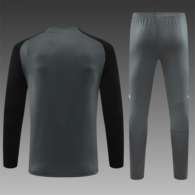 24/25 Manchester United training suit dark grey 1