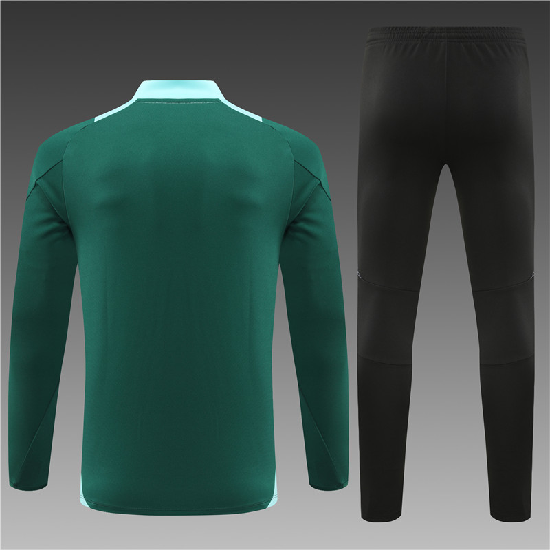 24/25 Manchester United green training suit