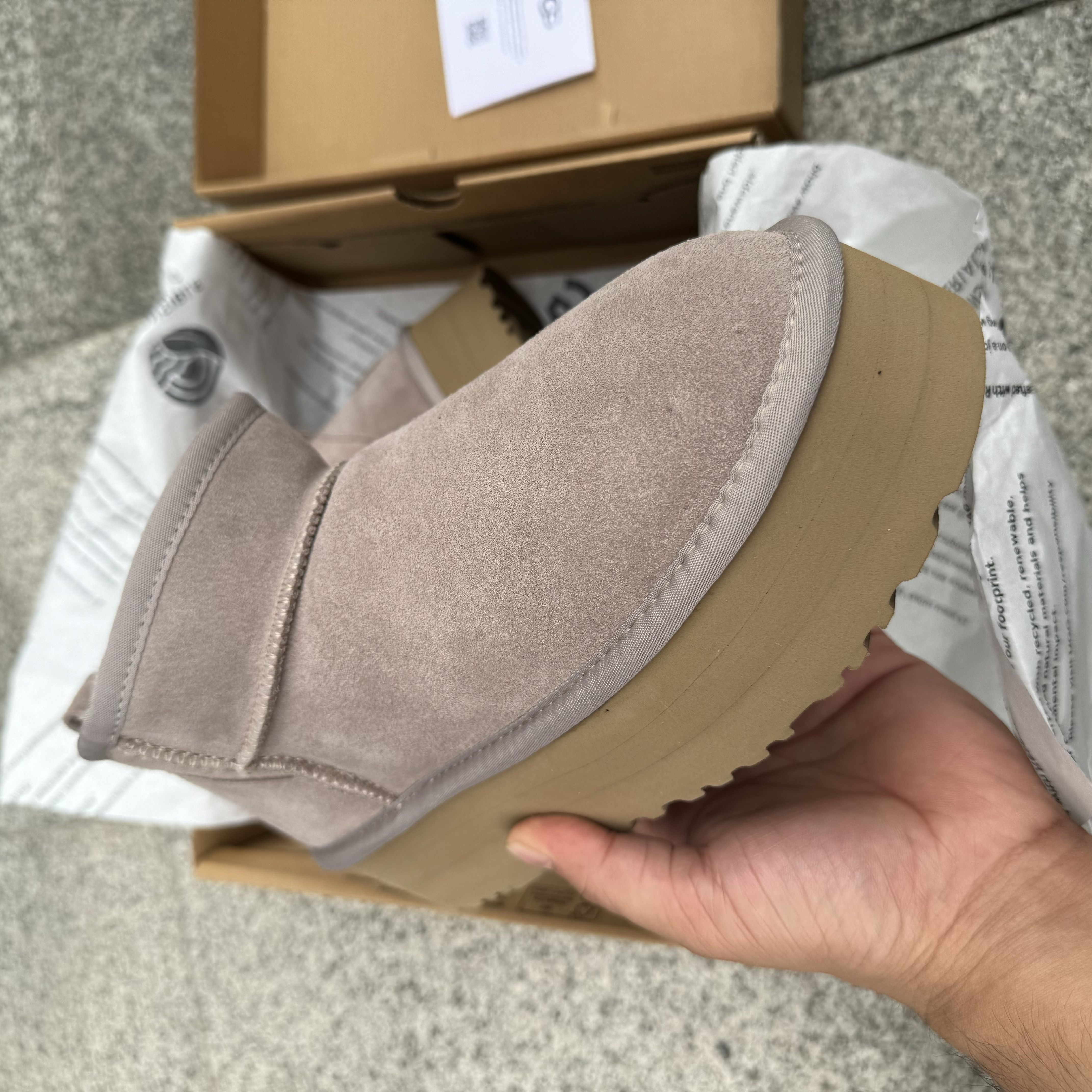 UGG Classic Ultra Mini Platform