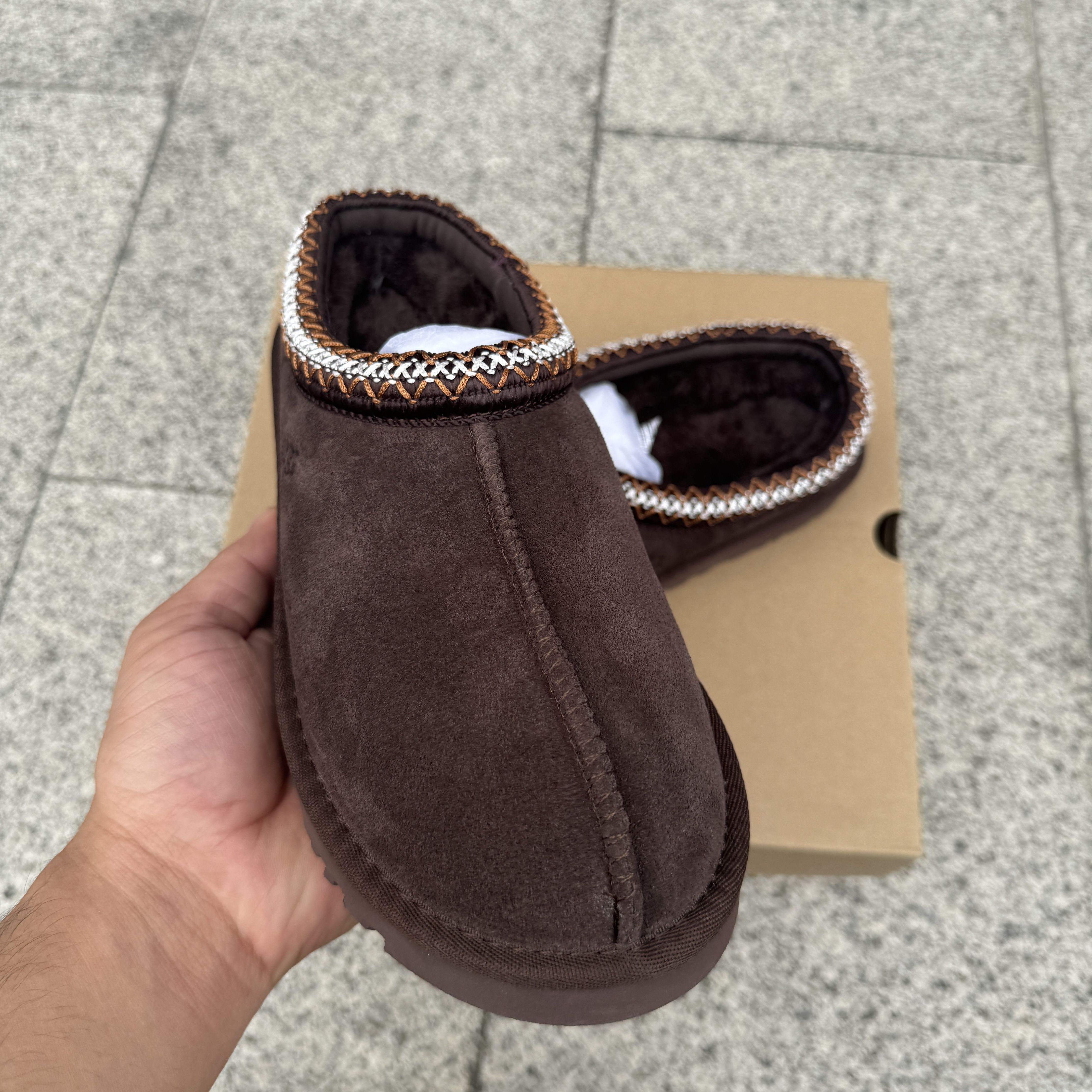 UGG Tasman