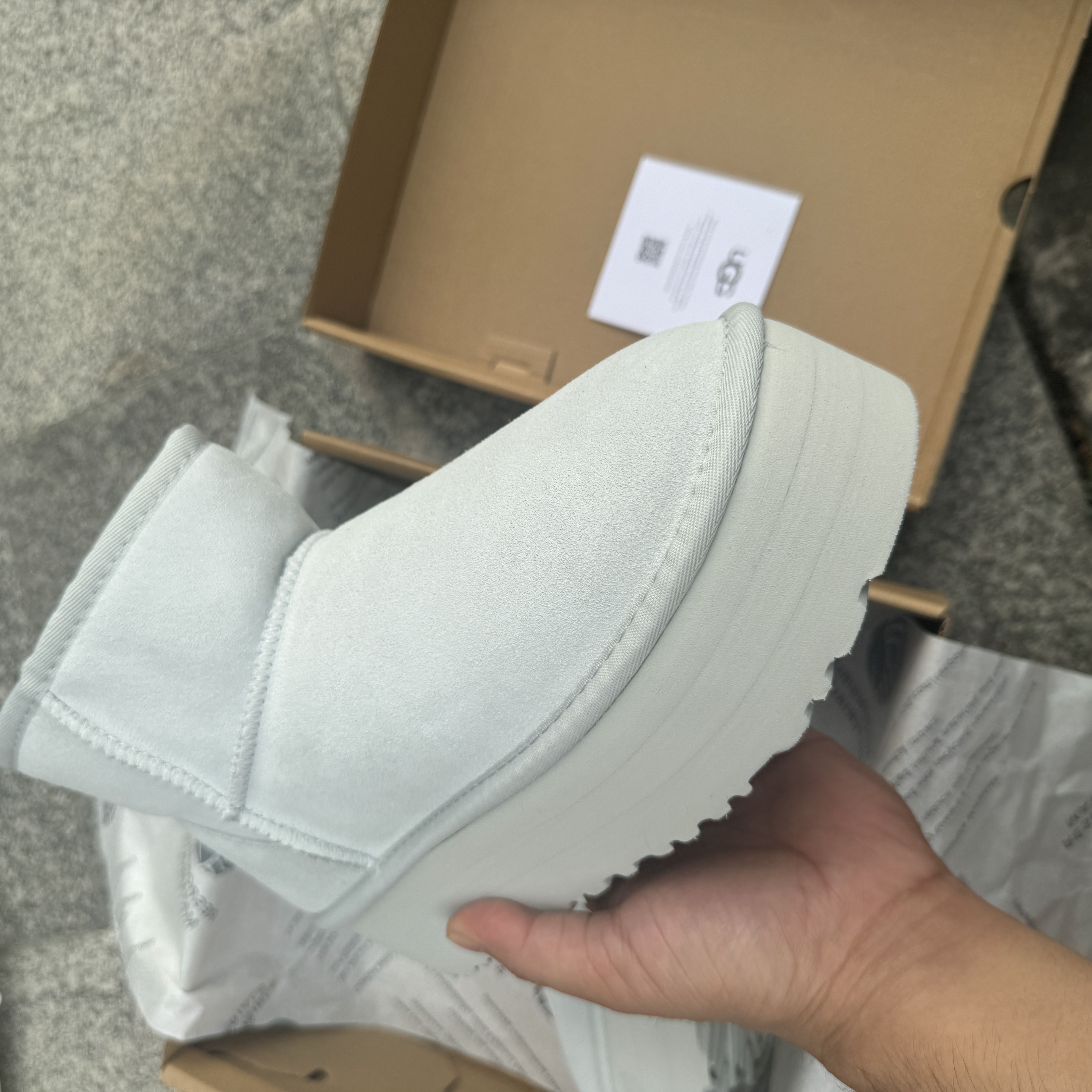 UGG Classic Ultra Mini Platform