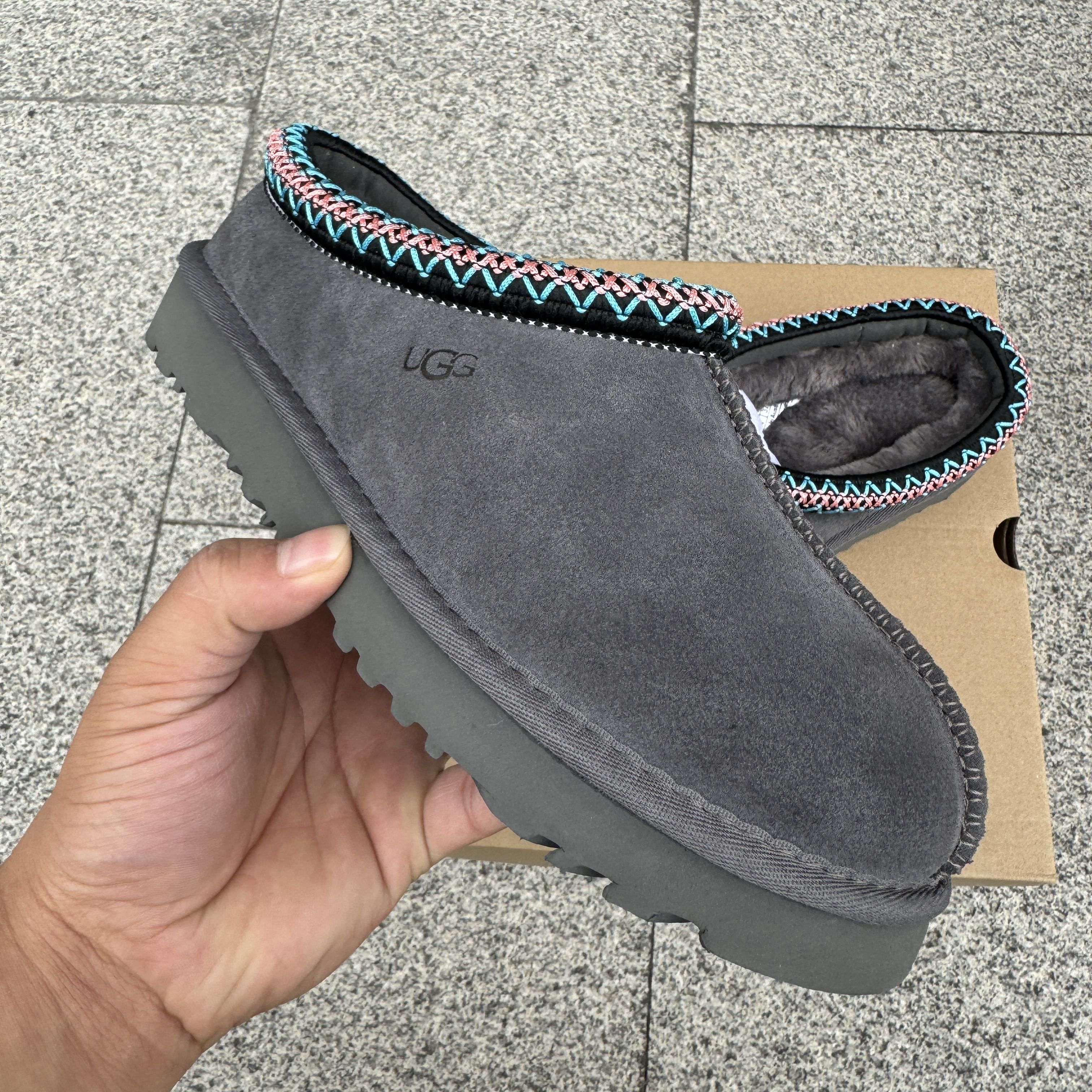 UGG Tasman