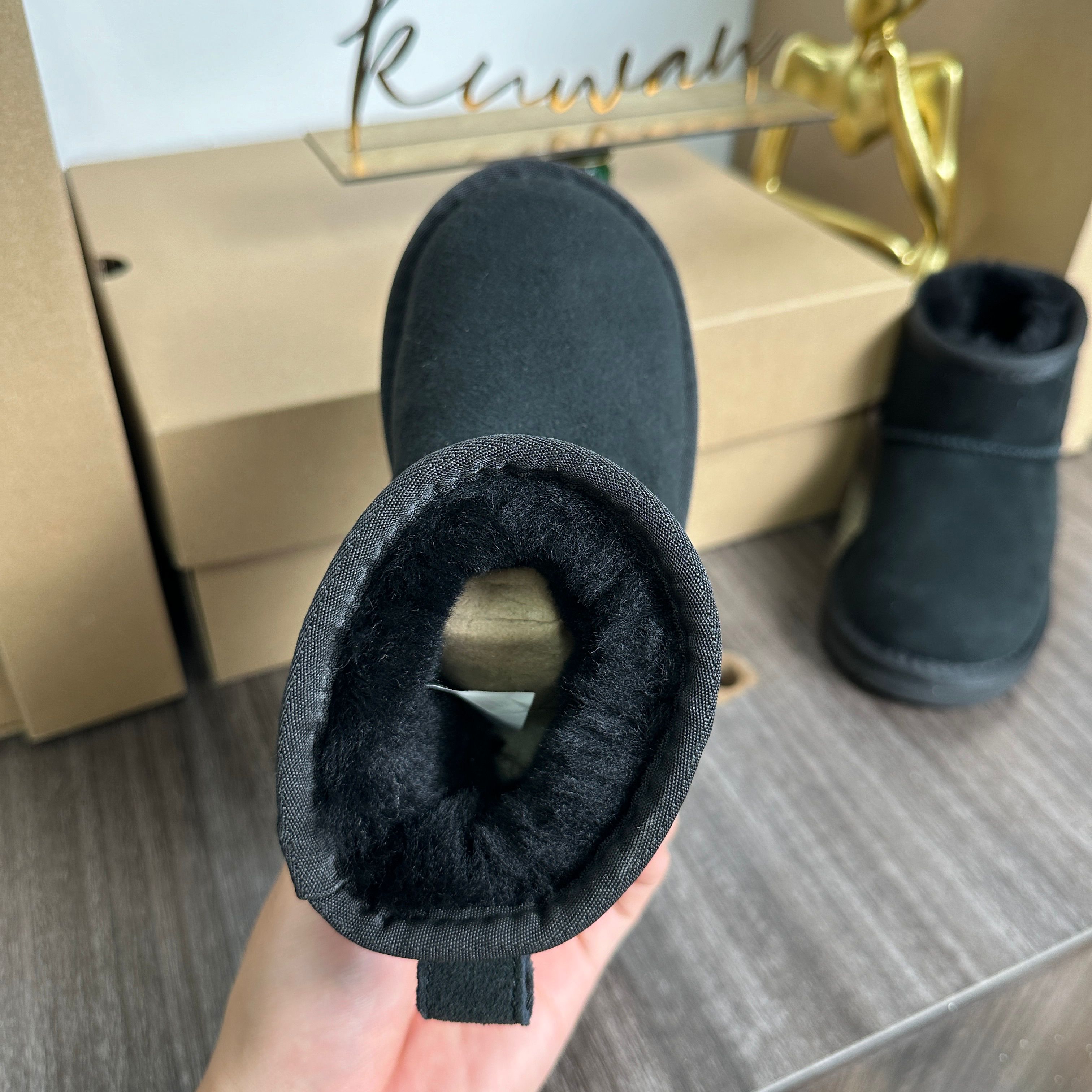 UGG Classic Ultra Mini Boot