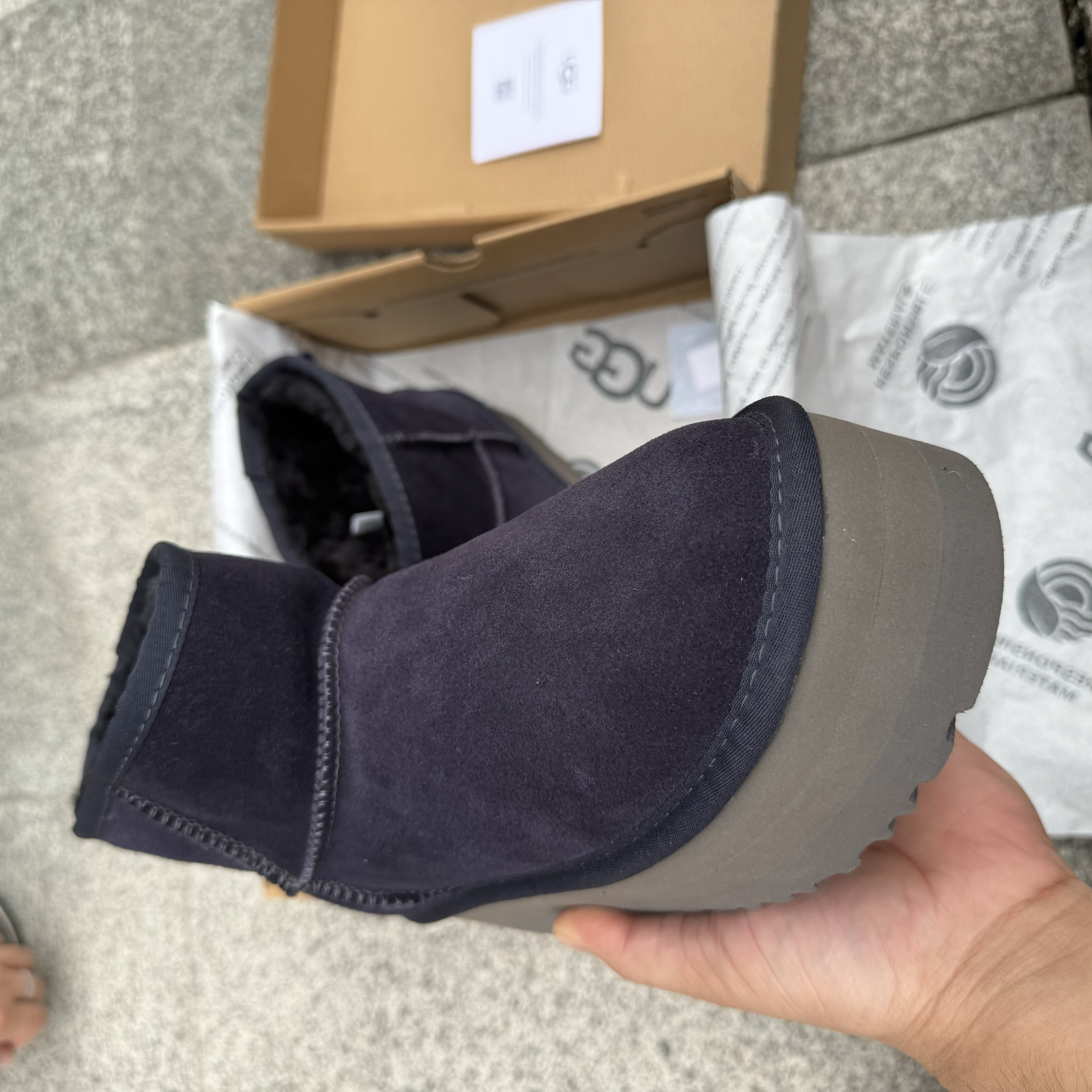 UGG Classic Ultra Mini Platform