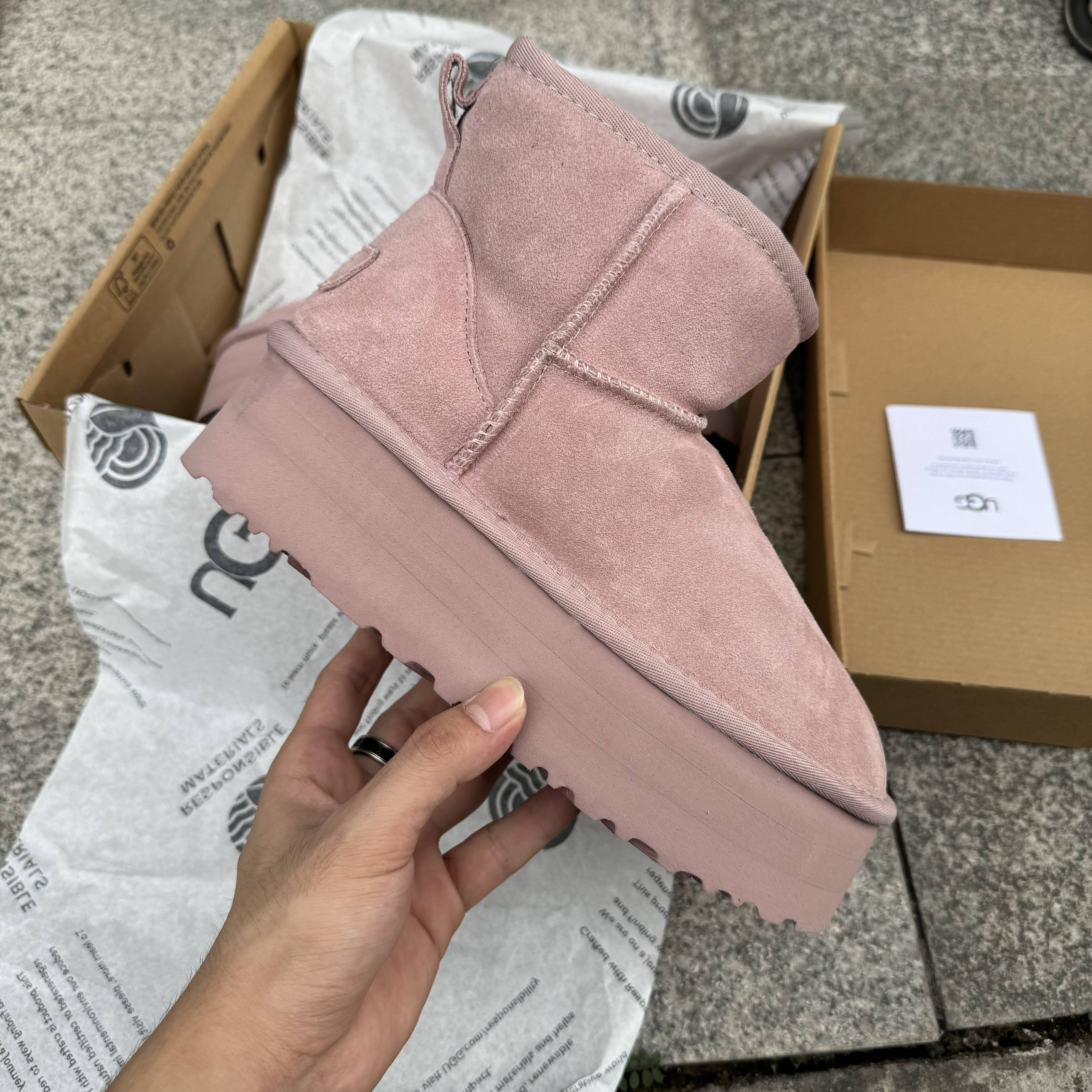 UGG Classic Ultra Mini Platform