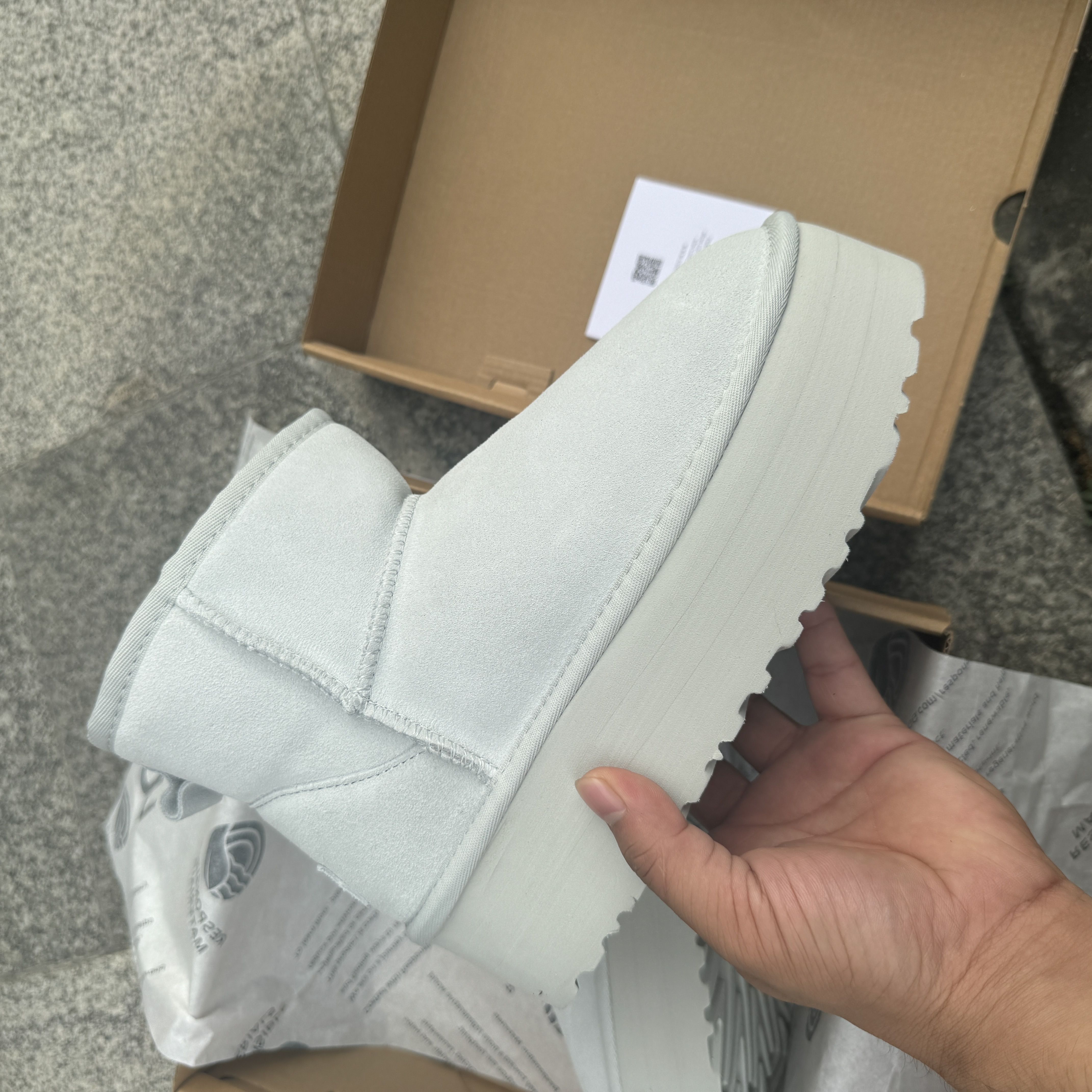 UGG Classic Ultra Mini Platform