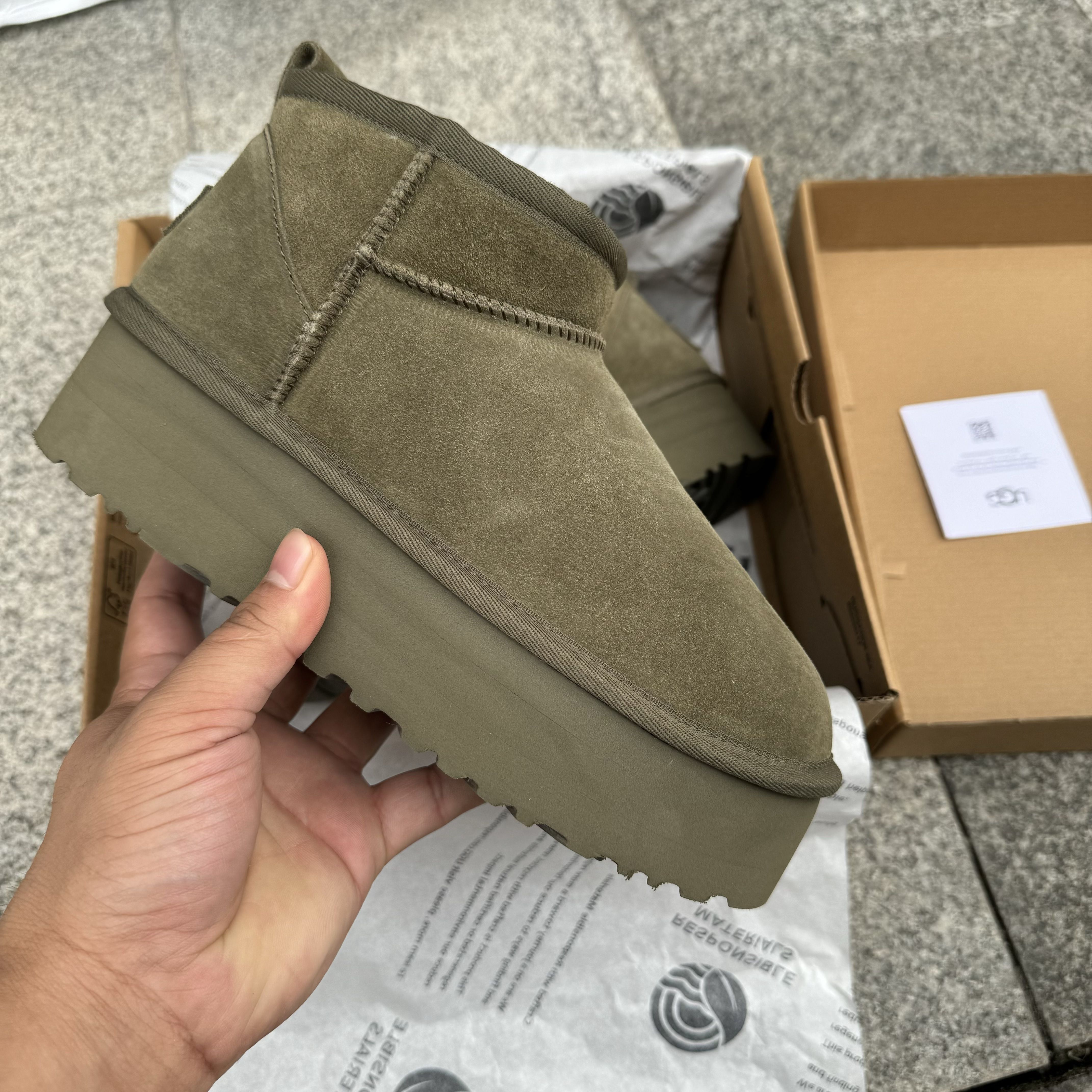 UGG Classic Ultra Mini Platform