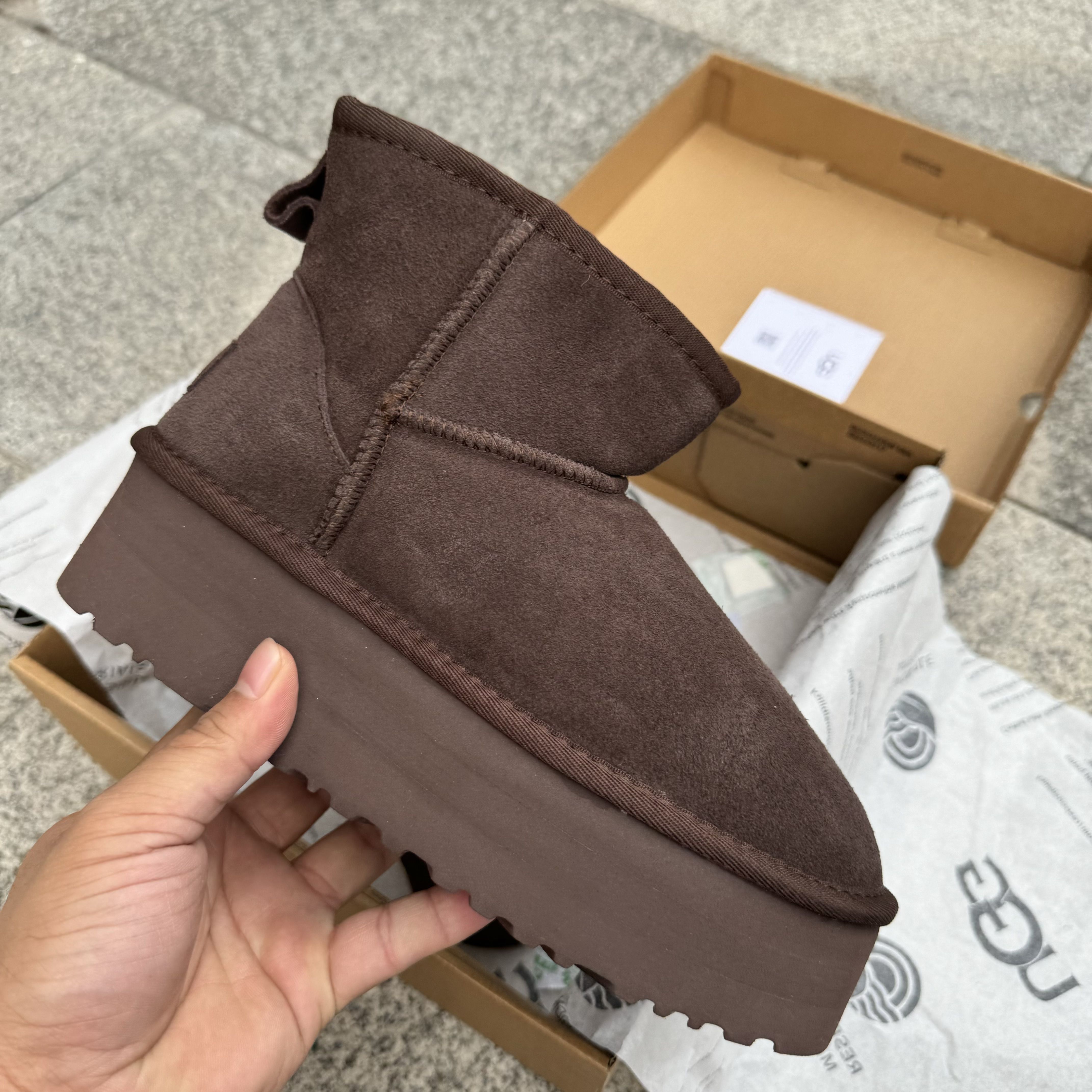 UGG Classic Ultra Mini Platform