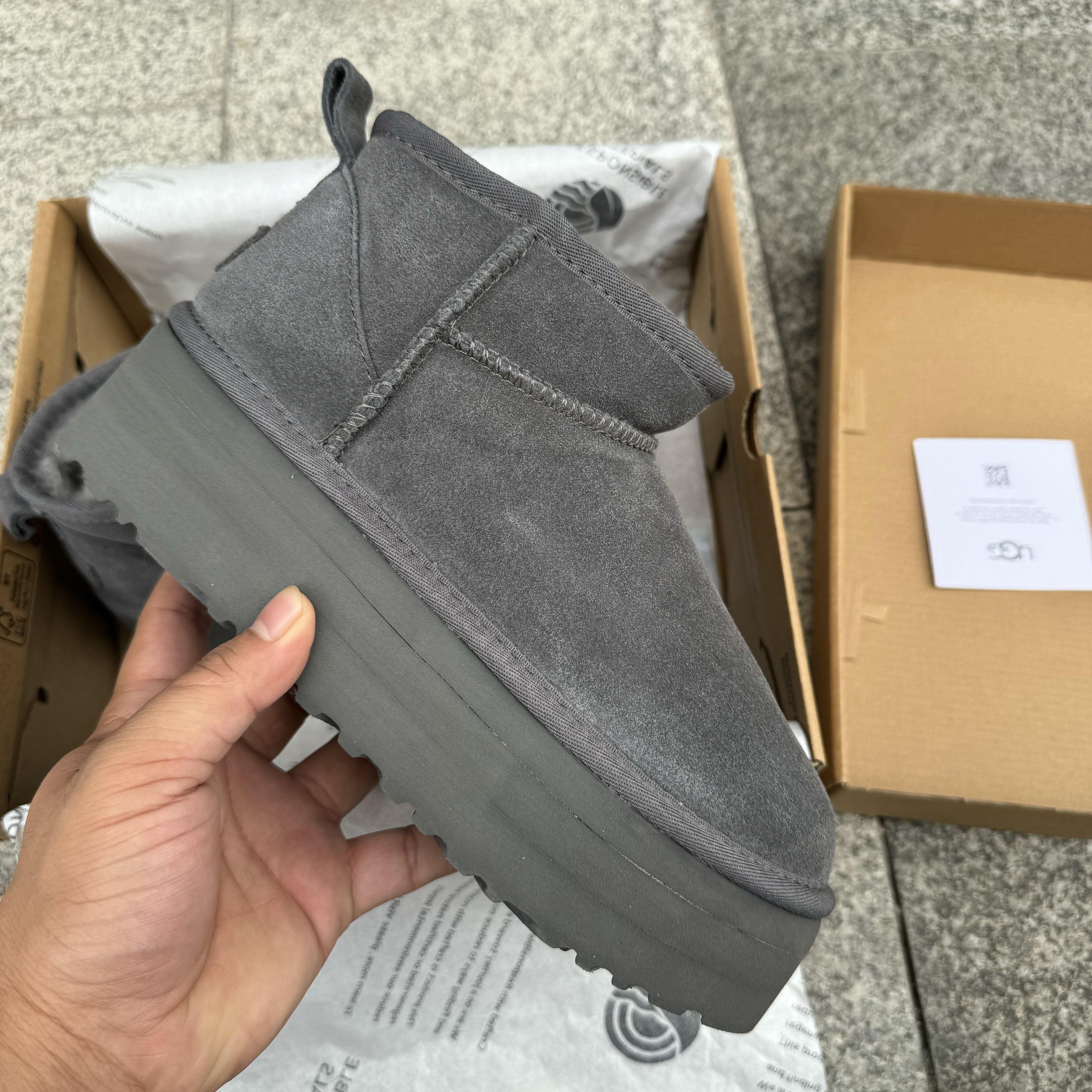 UGG Classic Ultra Mini Platform
