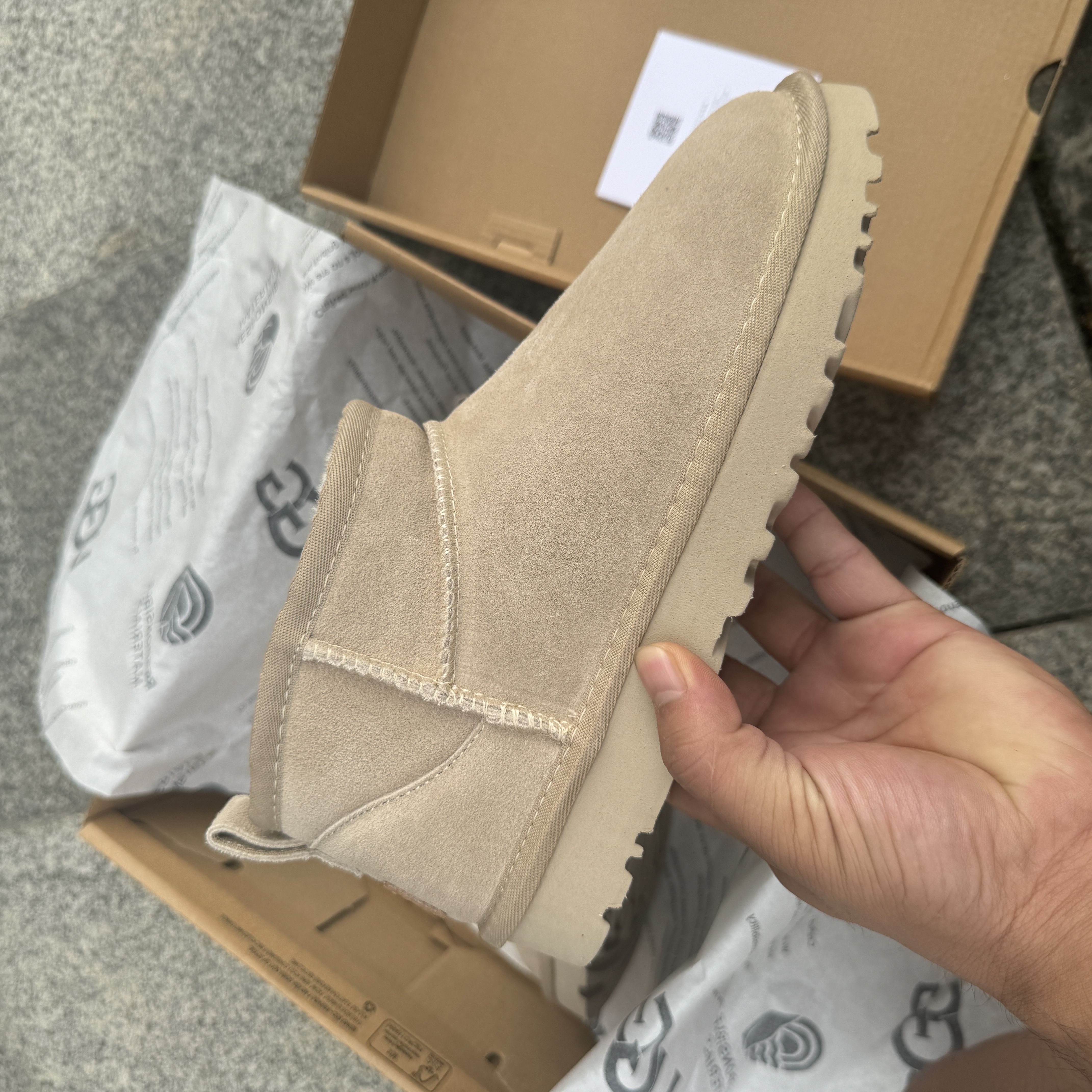 UGG Classic Ultra Mini