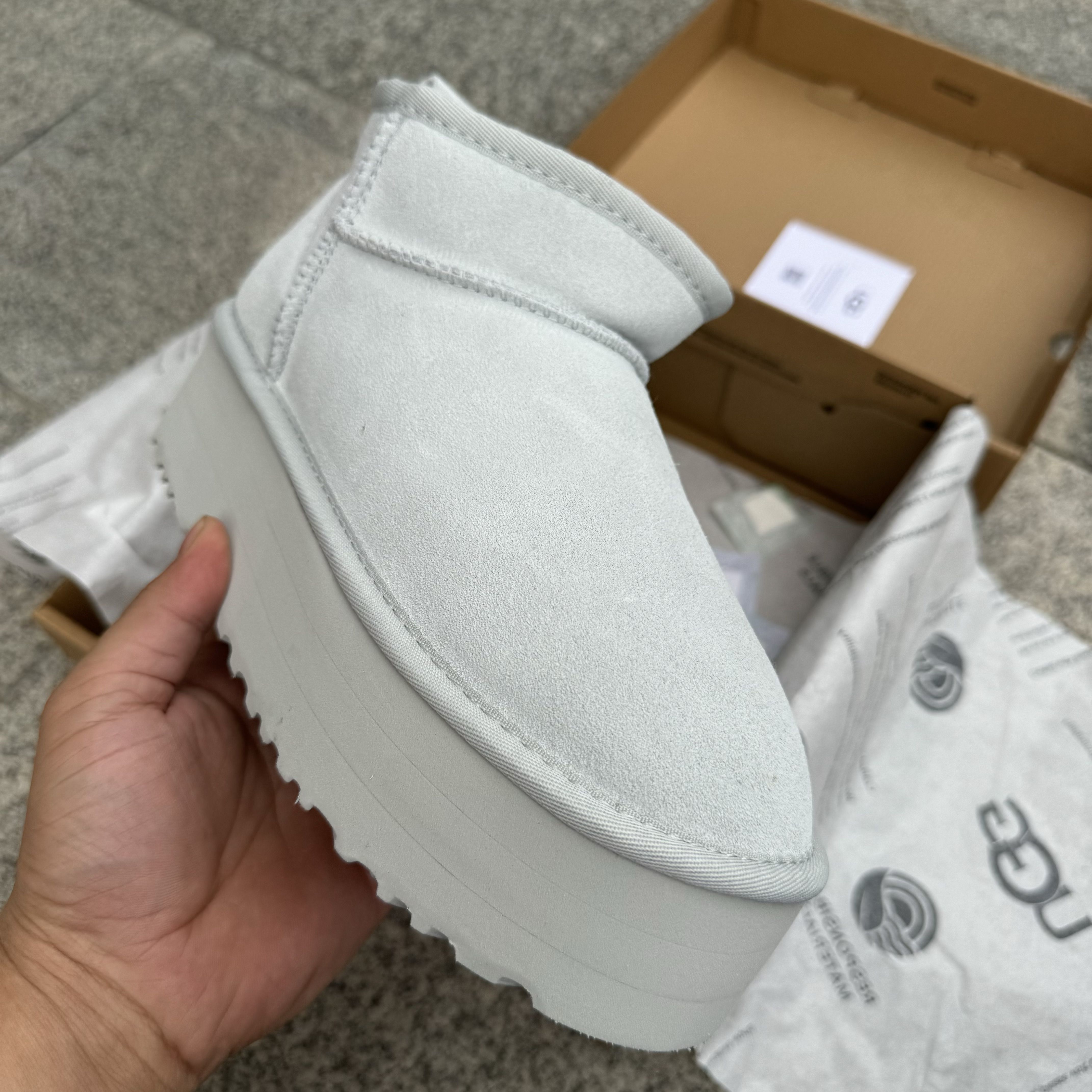 UGG Classic Ultra Mini Platform