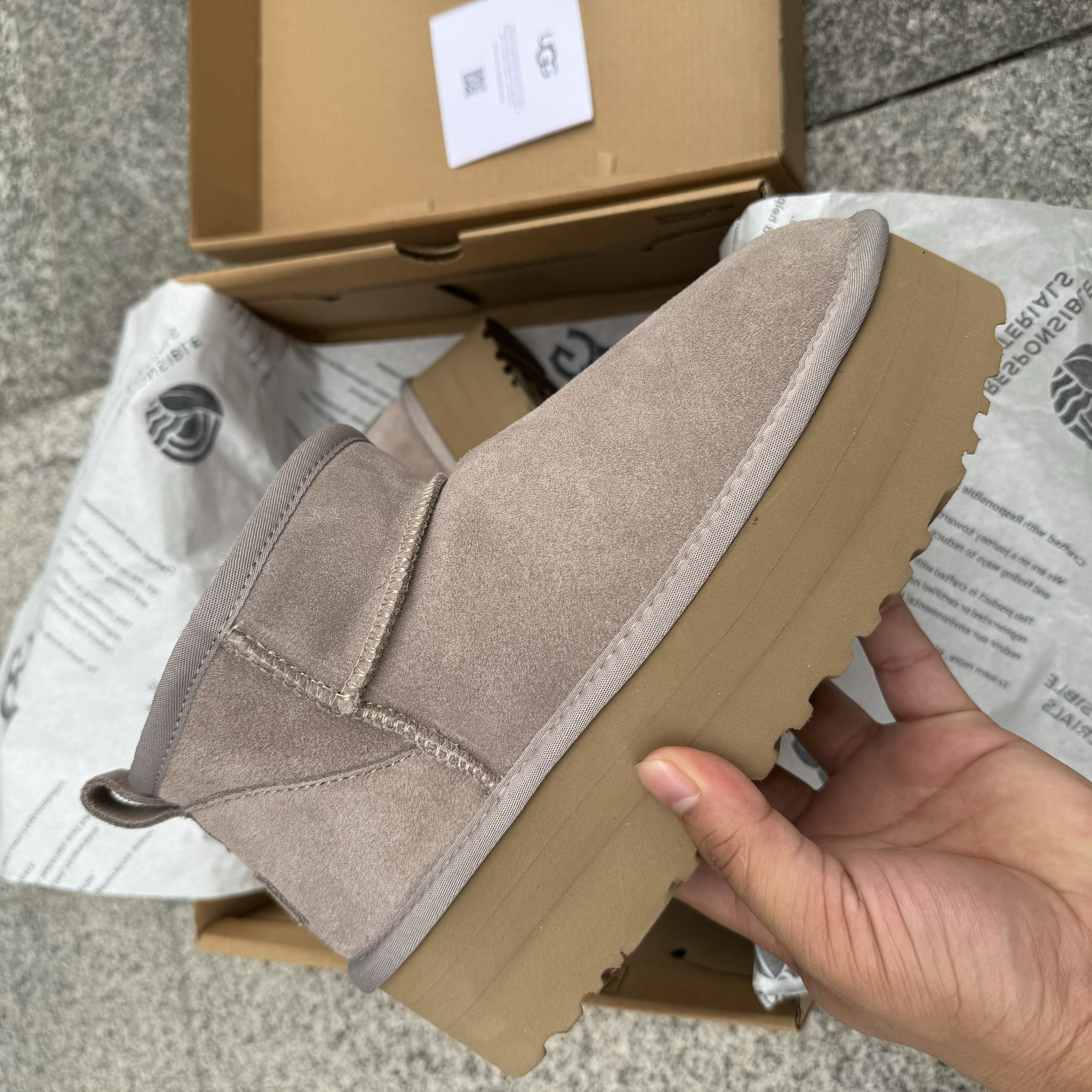 UGG Classic Ultra Mini Platform