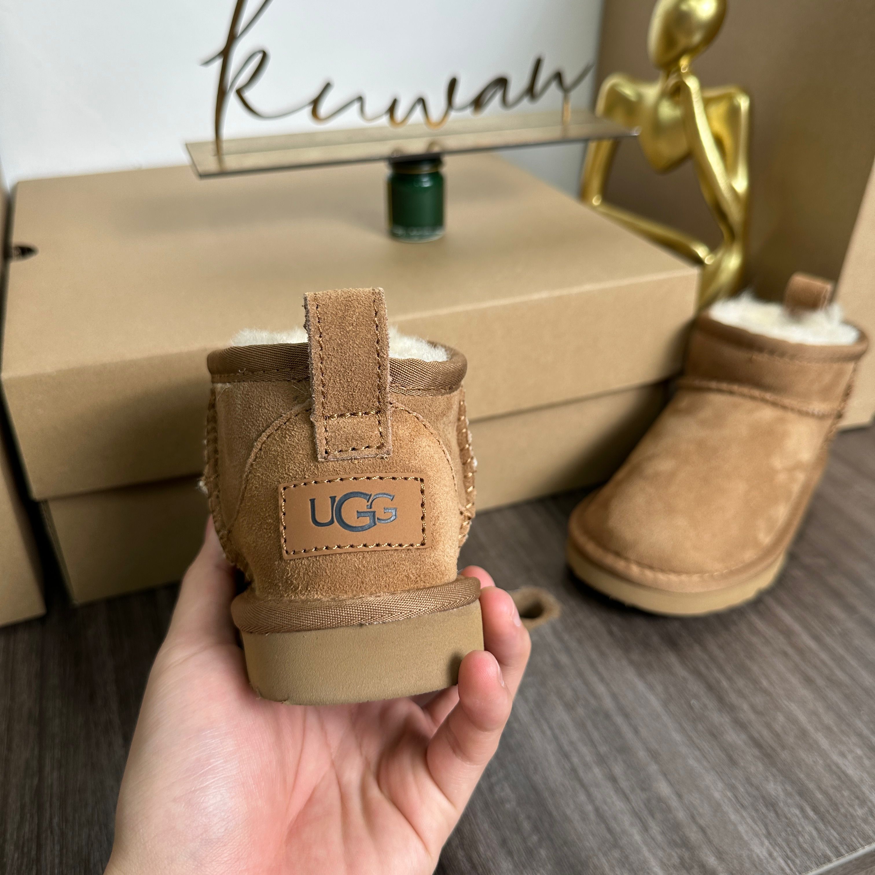 UGG Classic Ultra Mini Boot