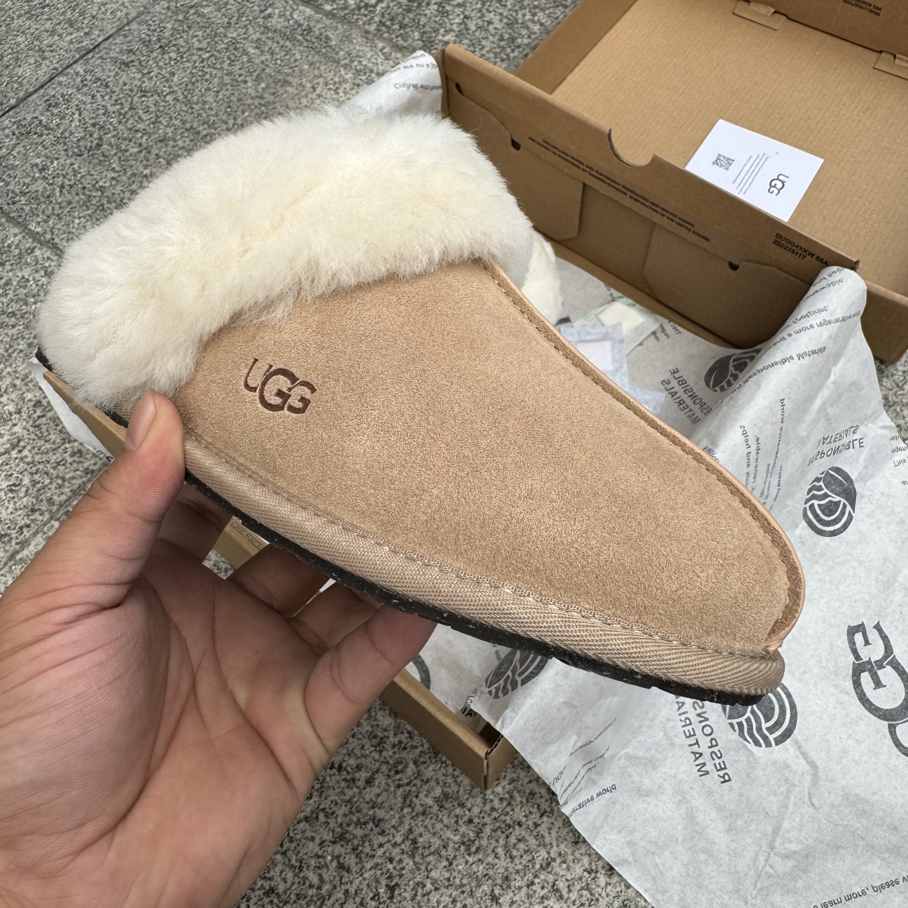 UGG Scuffette II