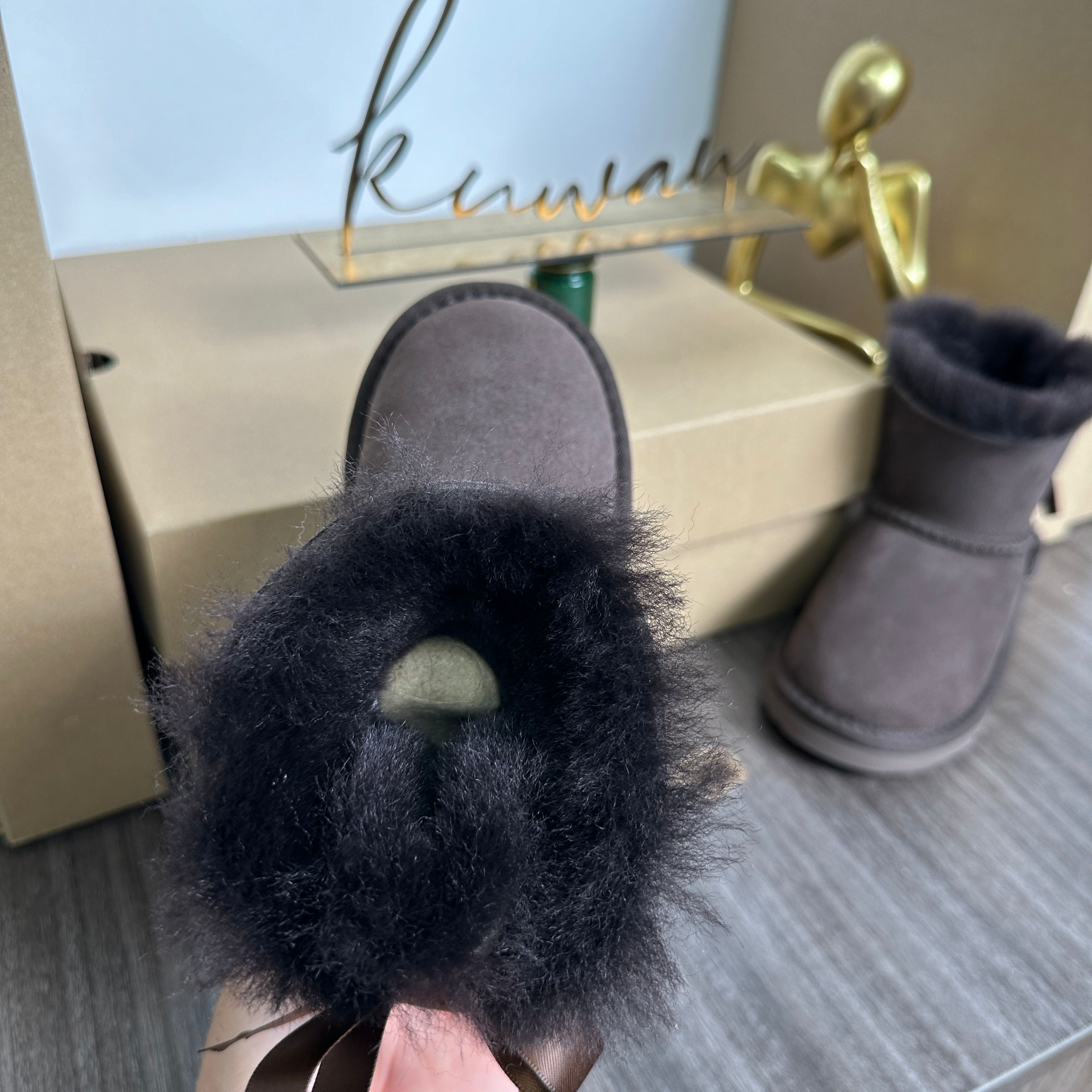 UGG Classic Ultra Mini Boot