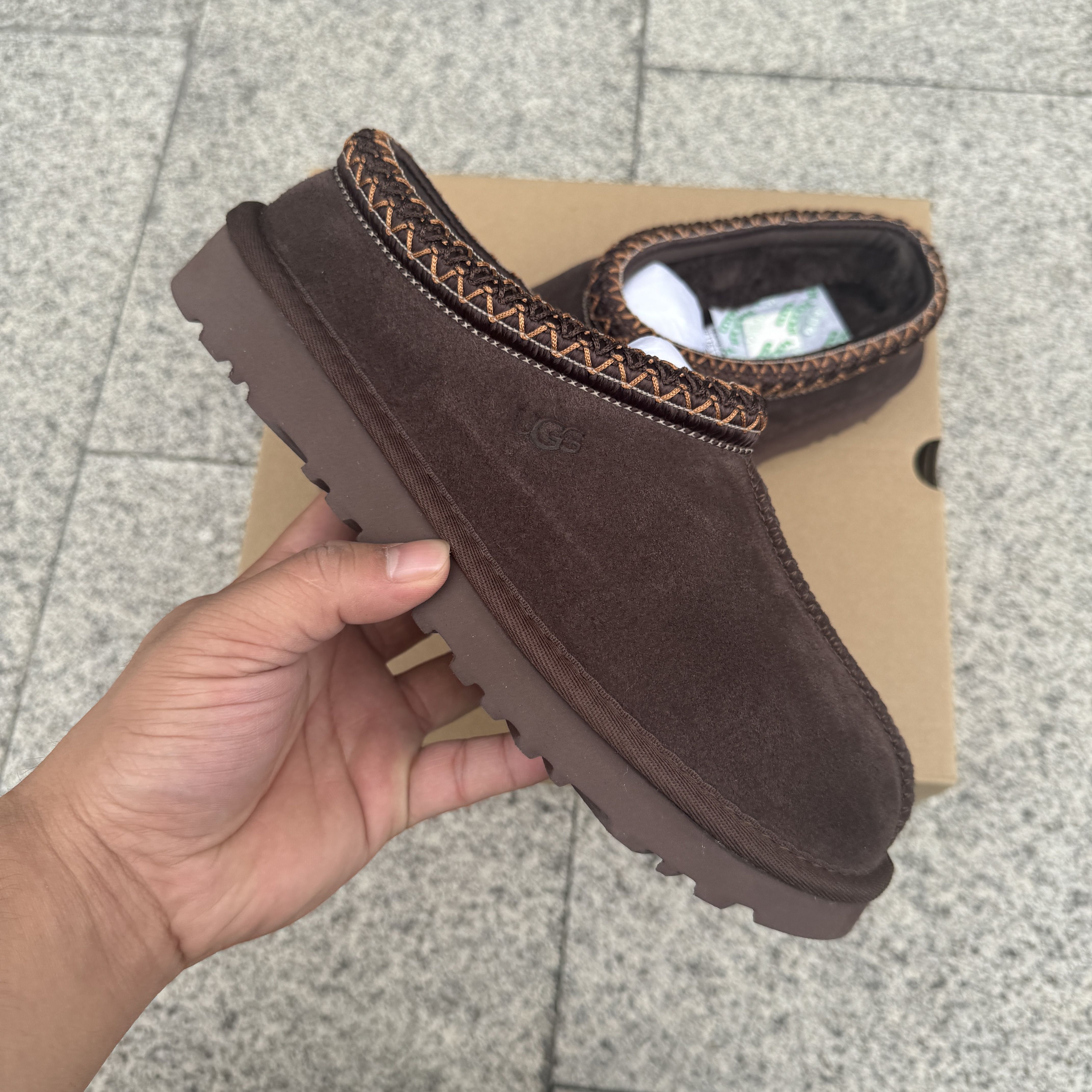 UGG Tasman
